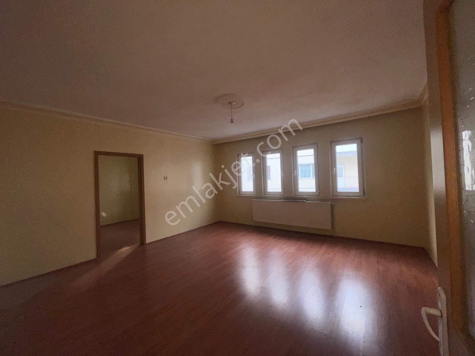 Malazgirt Mah"de 3+1 Ön Cepheli Ara Katta Masrafsız Daire !!! - Görsel 6