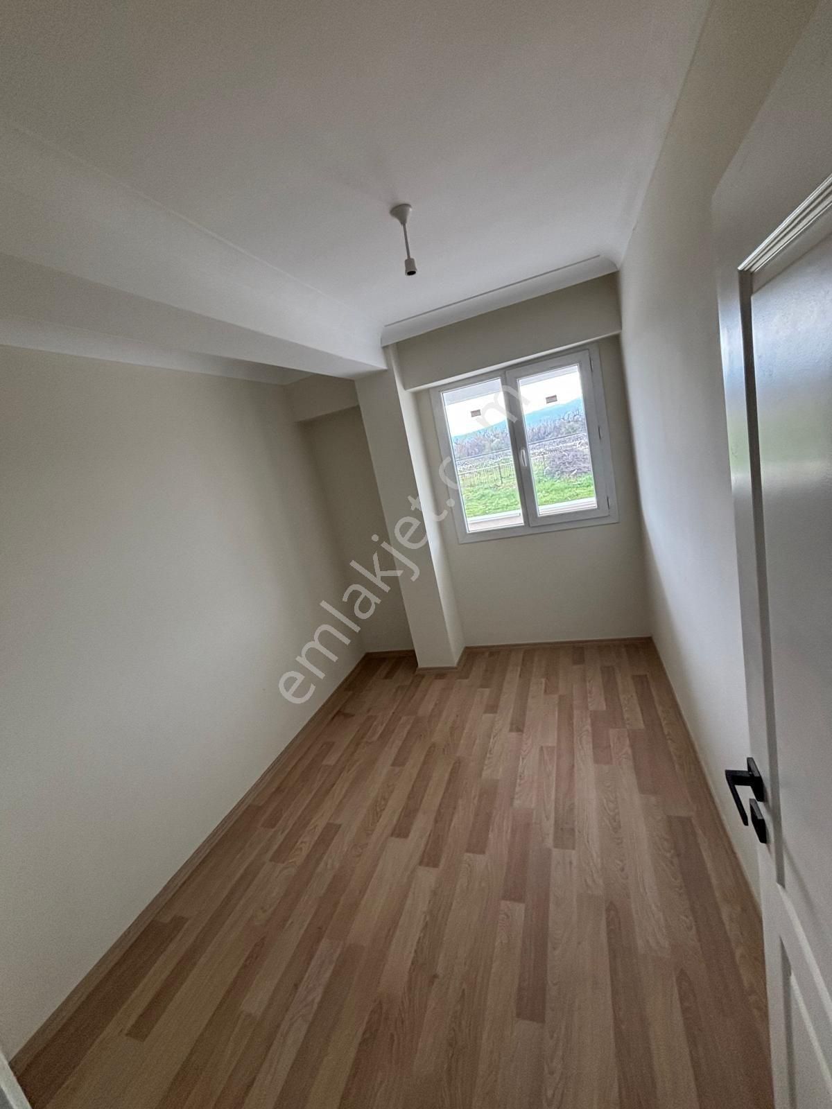 Turgutlu Eymen Emlak'tan Mustafa Kemal Mh Satılık Zeminkat Daire 🏡 - Görsel 8