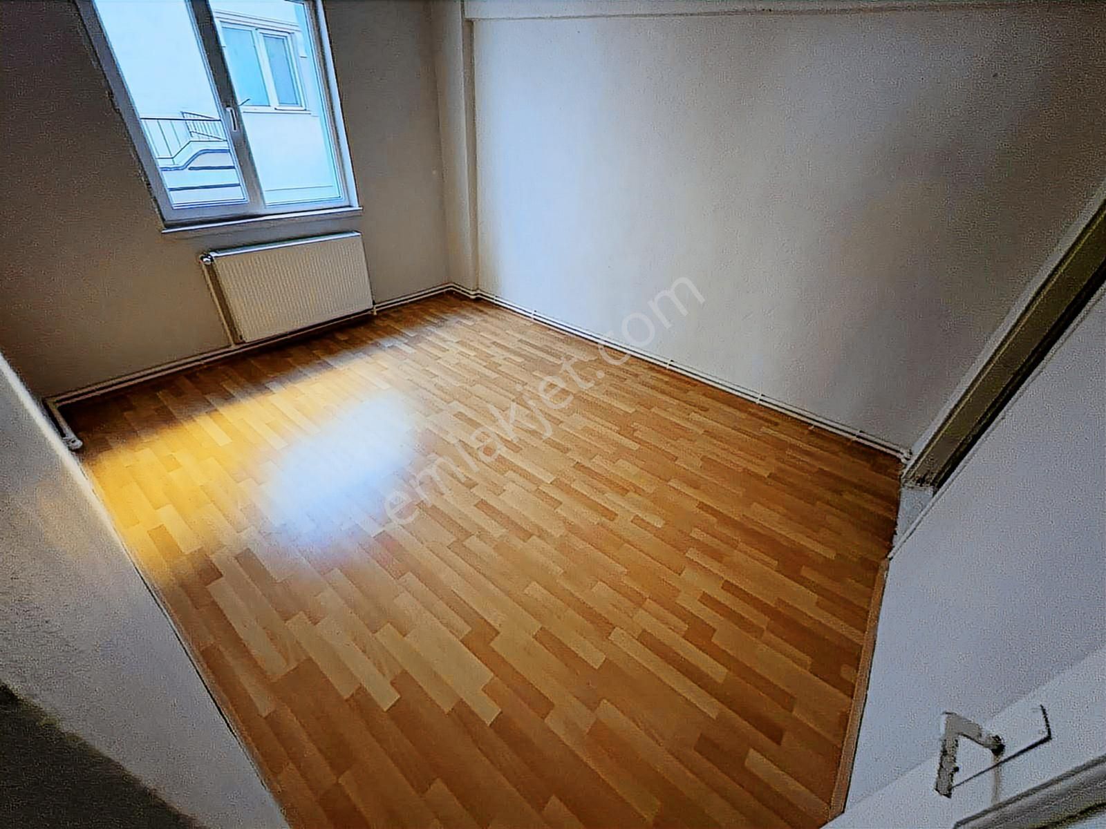 Maraşal Çakmak Mah"de 3+1 Ara Katta Ebeveyn Banyolu Yapılı Daire - Görsel 31