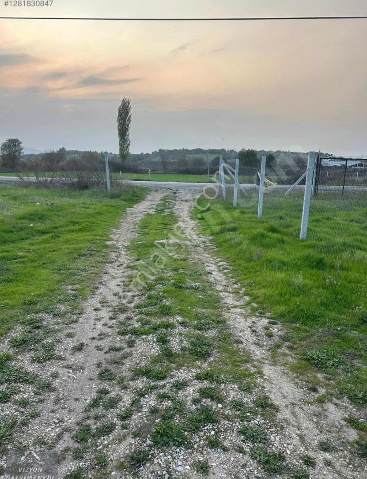 Vizyon Gayrimenkul De Osmancalı Mah.satılık Hisseli Tarla - Görsel 5