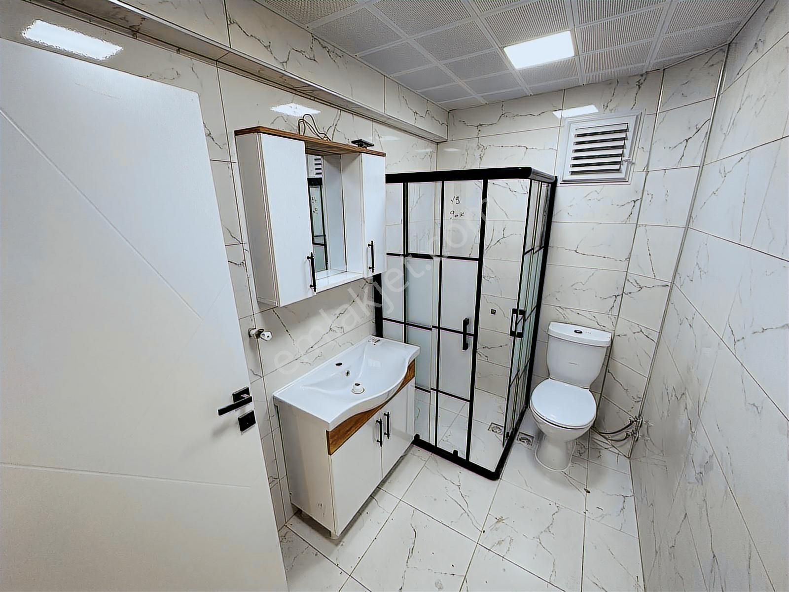 Plevne Mah"de 3+1 110m2 Katta Cadde Cepheli Full Yapılı Daire !! - Görsel 25