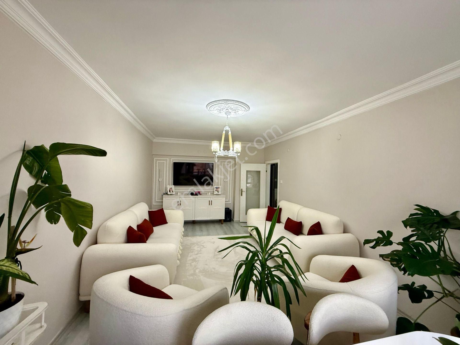 Kalecik Emlak'tan Merkezde 3+1 Güney Cephe Lüx Yapılı Daire - Görsel 9