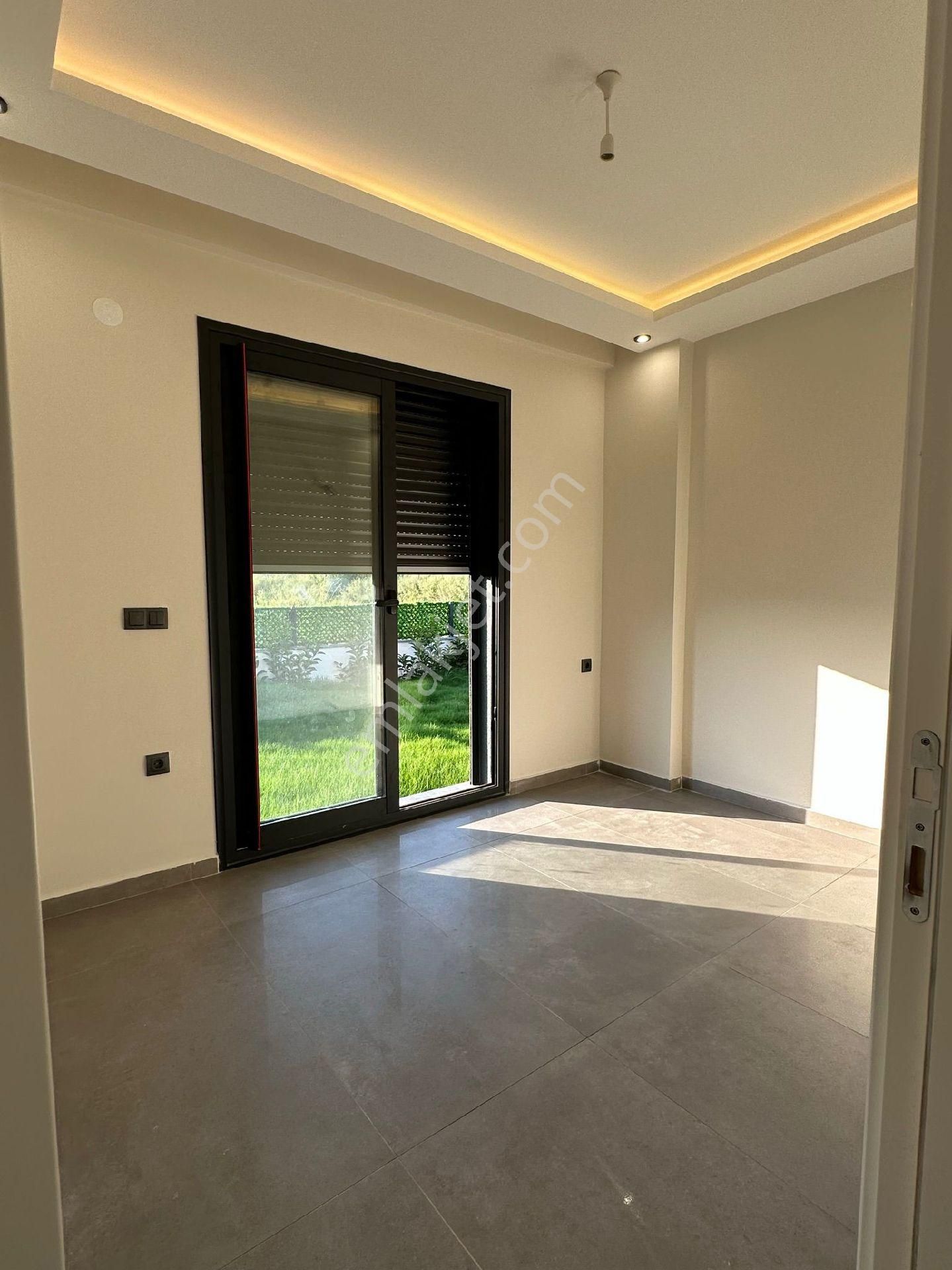 Kuşadası Güzelçamlıda Denize Yakın Müstakil Villa - Görsel 7