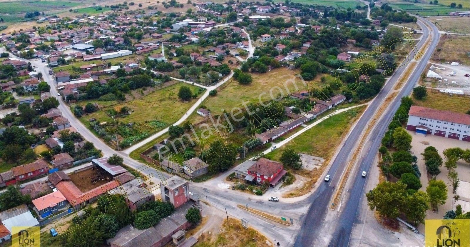 🟨⬛lıon Emlak'tan Balıkesir Manyas Eskiçatal'da Köy İçi,tek Tapu,1.100 M² Satılık Arazi⬛🟨 - Görsel 3