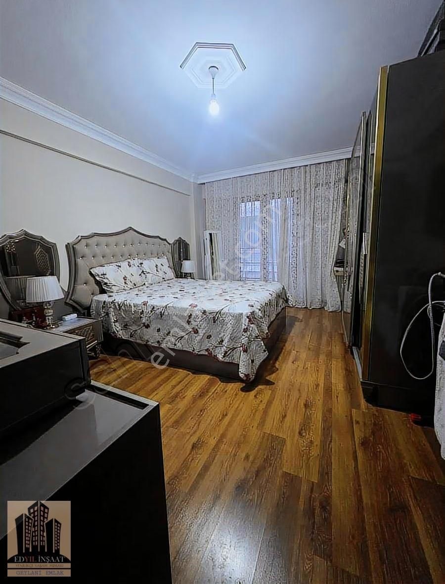 Geylani Emlaktan Yalova Fatih Caddesinde Kiralık Dubleks - Görsel 3