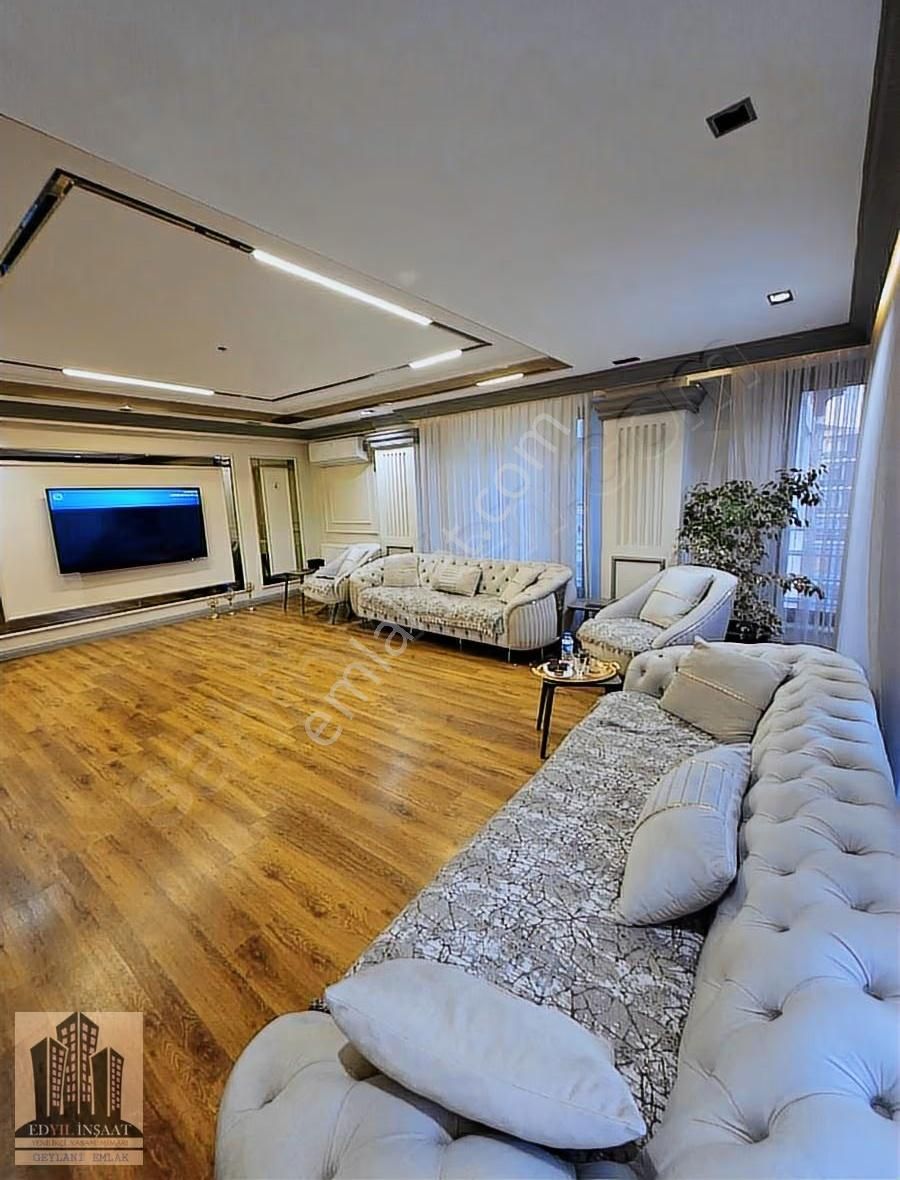 Geylani Emlaktan Yalova Fatih Caddesinde Kiralık Dubleks - Görsel 4