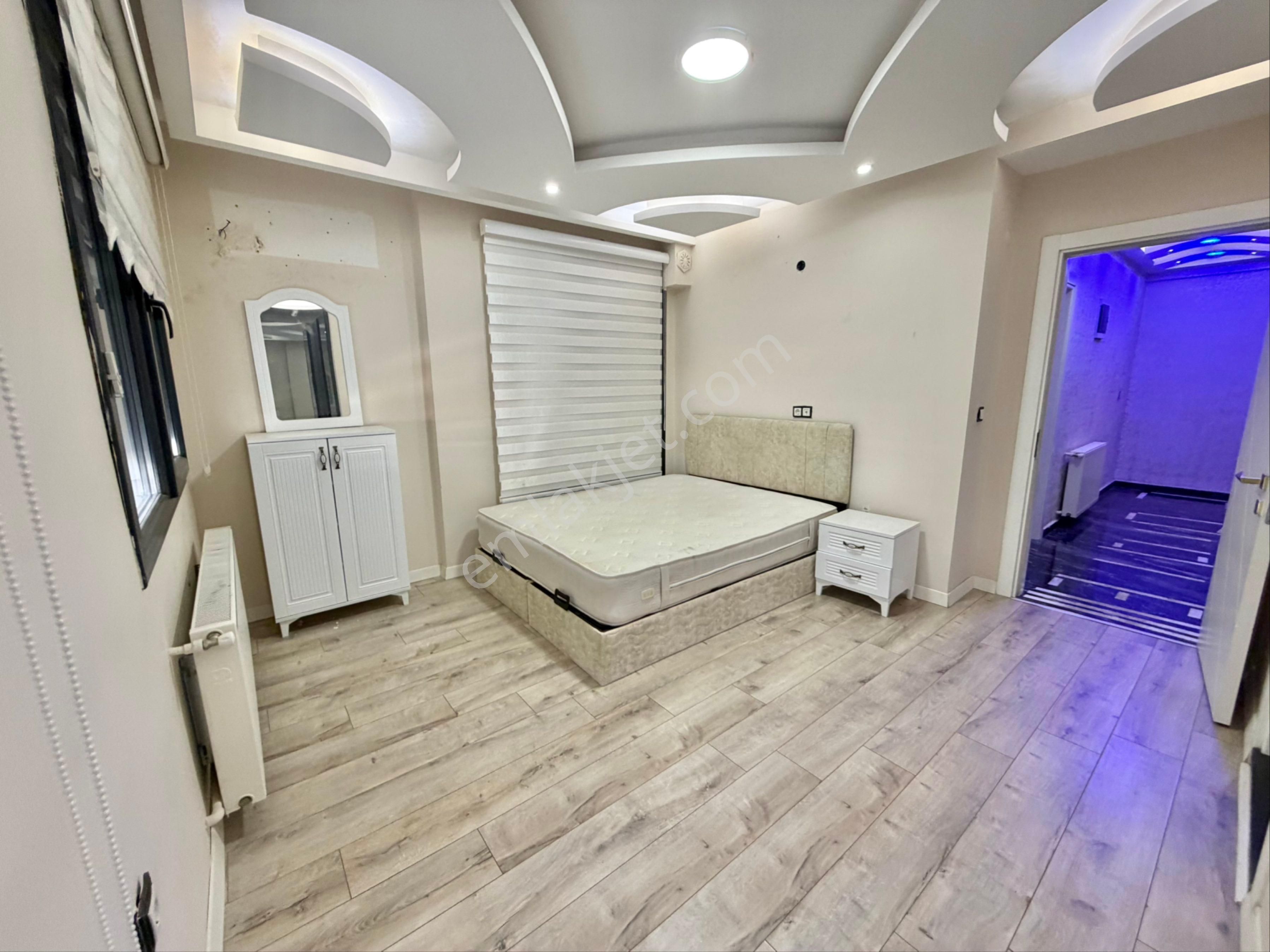 Menderes Barbaros Mah. 6+2 Asansörlü Satılık Lüks Villa - Görsel 21