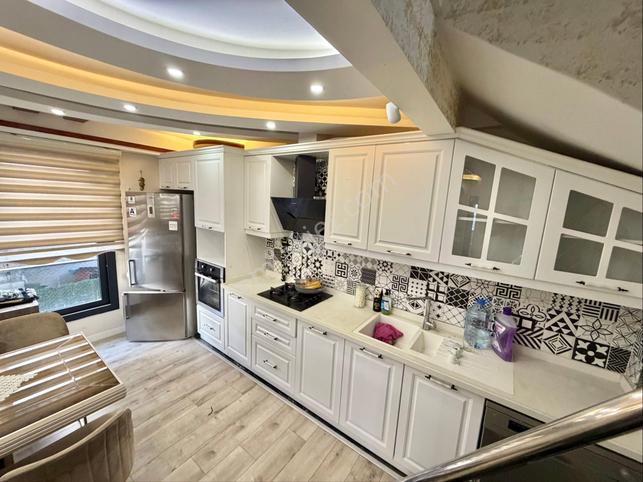 Menderes Barbaros Mah. 6+2 Asansörlü Satılık Lüks Villa - Görsel 8