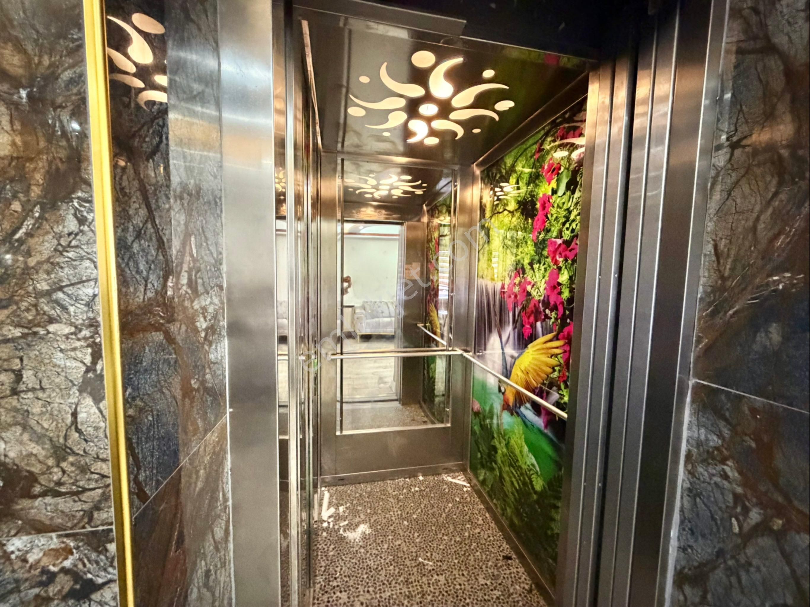 Menderes Barbaros Mah. 6+2 Asansörlü Satılık Lüks Villa - Görsel 4