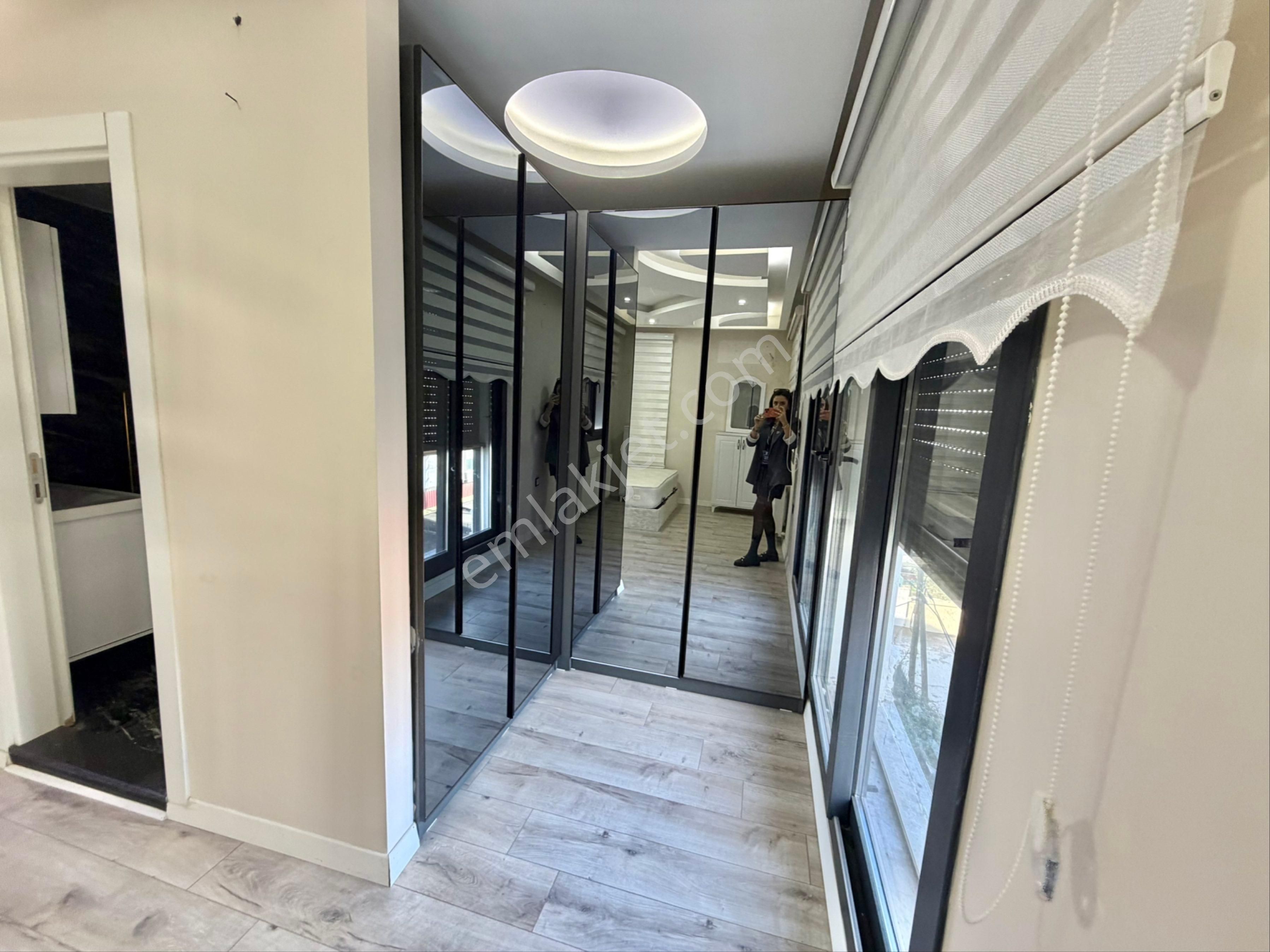 Menderes Barbaros Mah. 6+2 Asansörlü Satılık Lüks Villa - Görsel 22