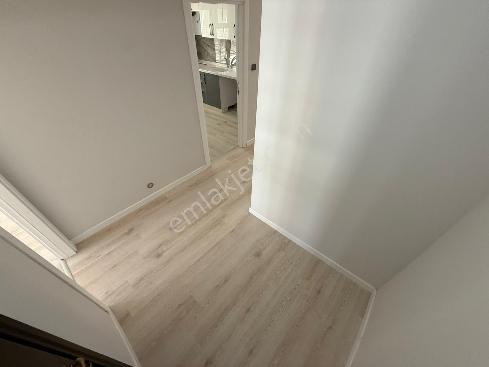 Parladan Altınkumda Ara Kat Ön Cephe Satılık 3+1 Daire - Görsel 18