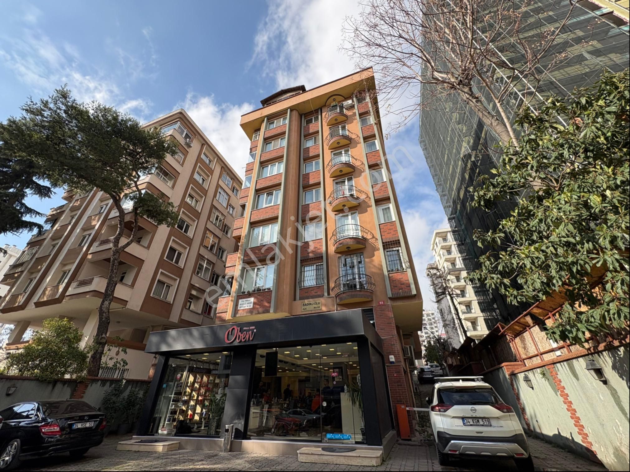 Oben'den Marmaray Minibüs Cad. Yakın Mesafe 3+1 100 M² Net