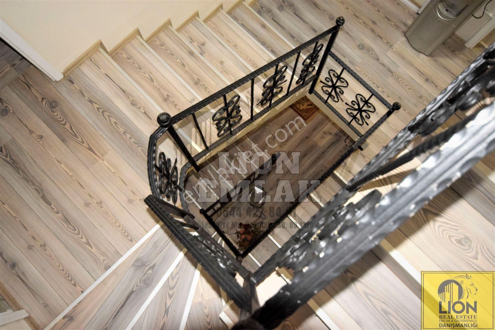 🟨⬛ Lıon Emlak'tan Bandırma Hacıyusuf'ta Deniz Manzaralı Yeniden Tasarlanmış Satılık 200m² Villa⬛🟨 - Görsel 33