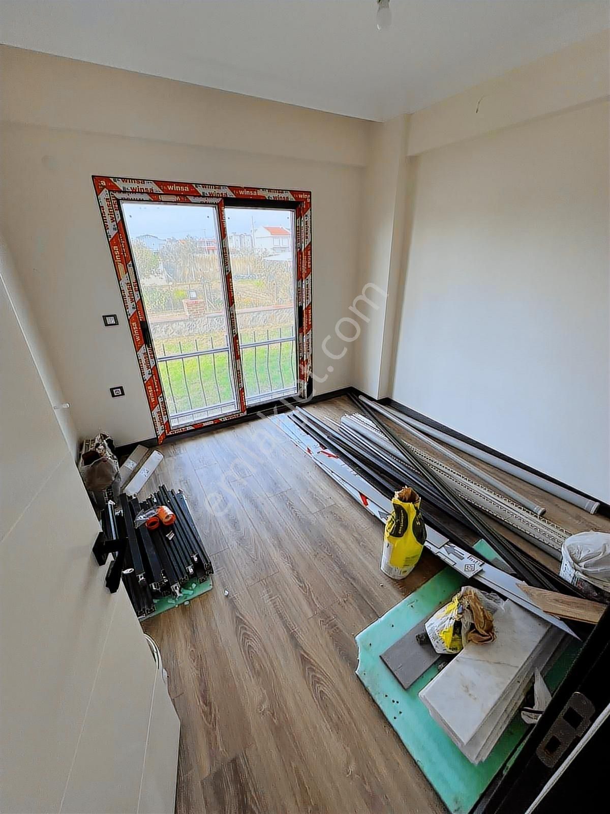 Dikili Cumhuriyet Mah. Çetin Emeç Cad Civarı Satılık 5+1 Villa - Görsel 20