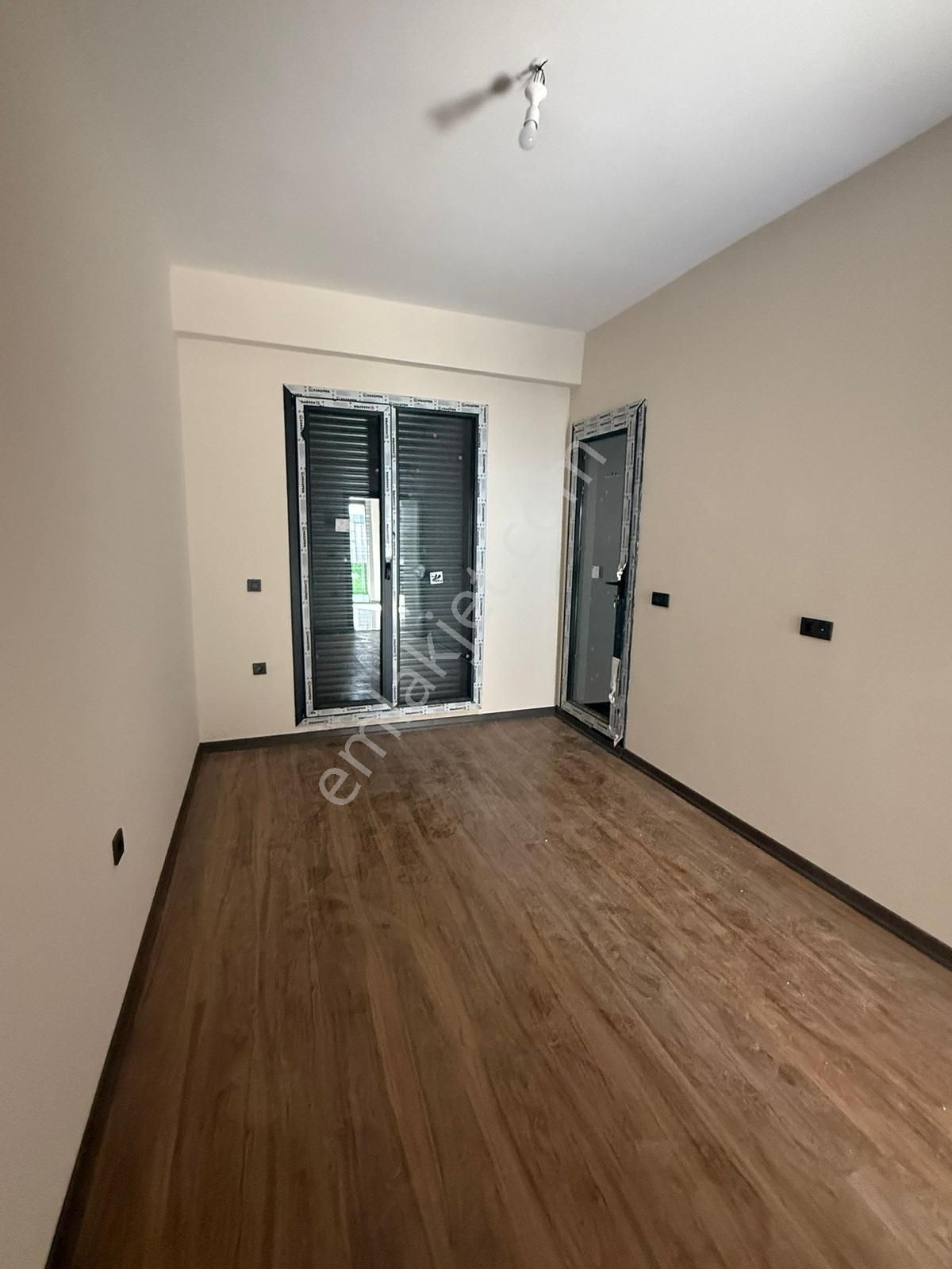 Güre Çamlıbel Mah. Doğa İçerisinde Havuzlu Satılık 1+1 Daire - Görsel 12