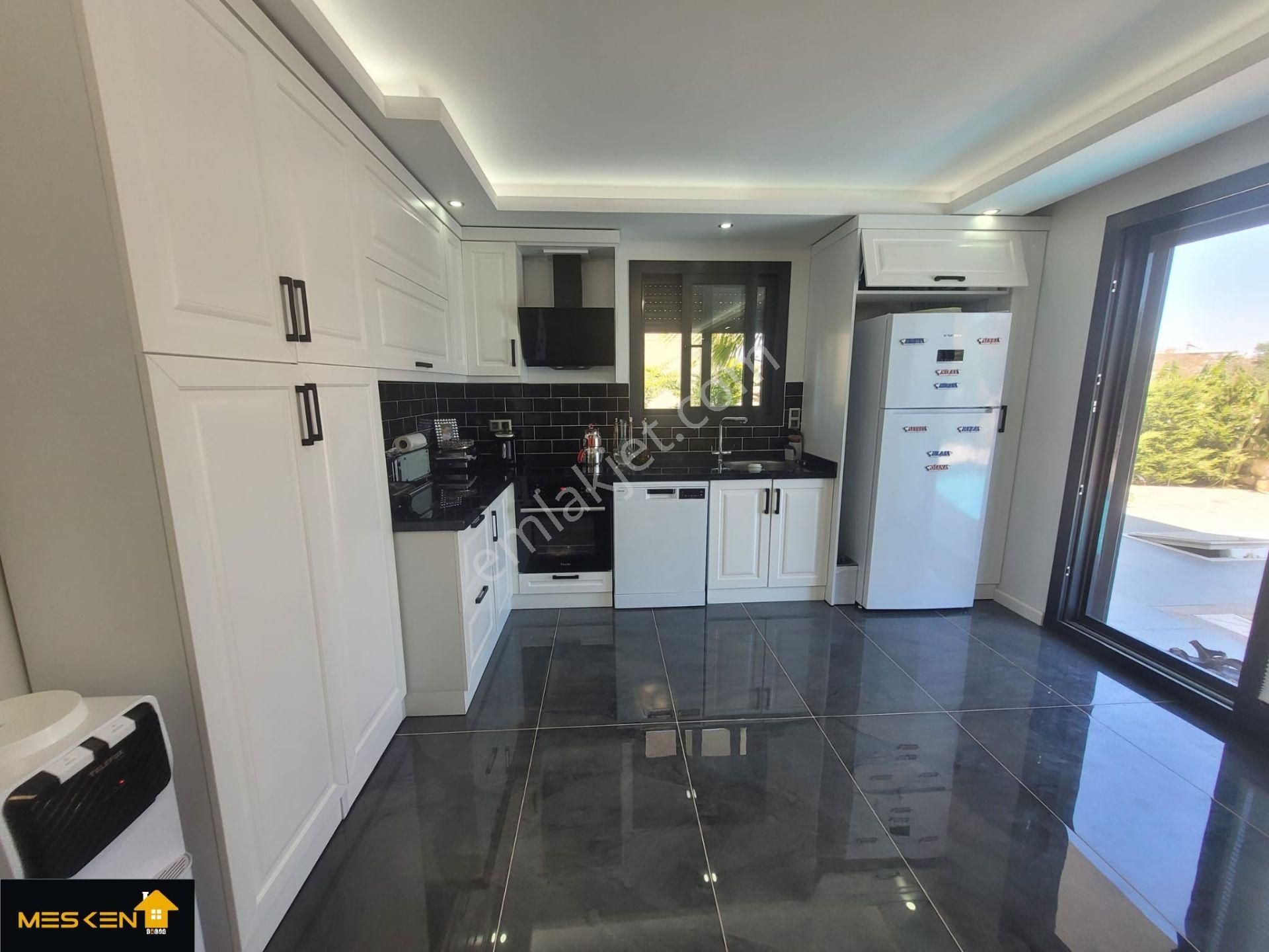 Didim Sağtur'da 320 M2 Arsa İçinde Ultra Lüks Tam Müstakil Villa - Görsel 3