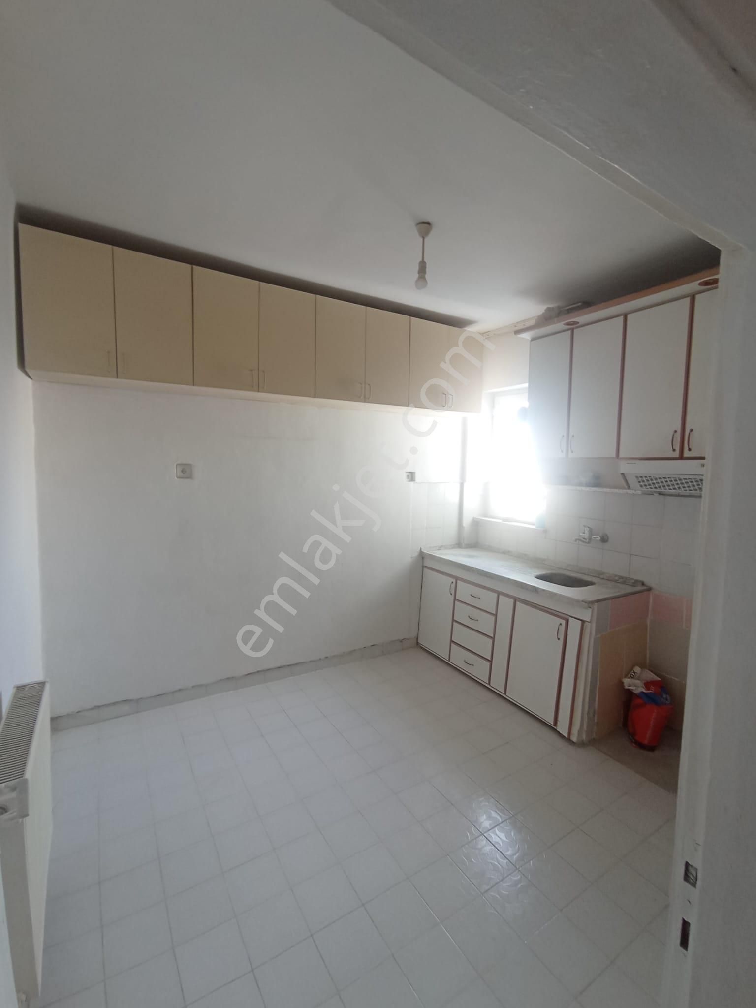 Sivas Yıldız Gayrimenkul'den Emek Mah. 3+1 Masrafsız Kiralık Daire! - Görsel 16