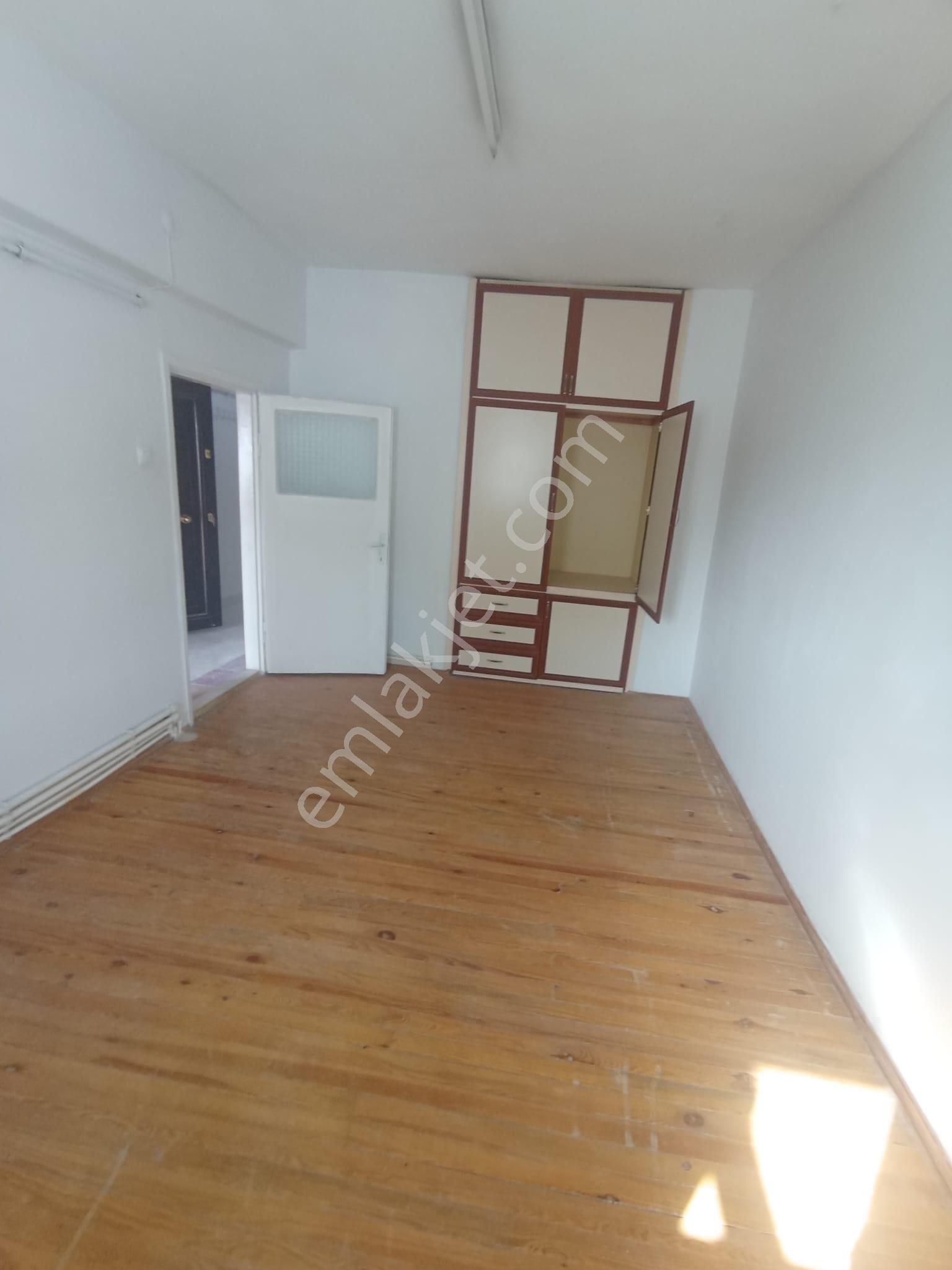 Sivas Yıldız Gayrimenkul'den Emek Mah. 3+1 Masrafsız Kiralık Daire! - Görsel 17