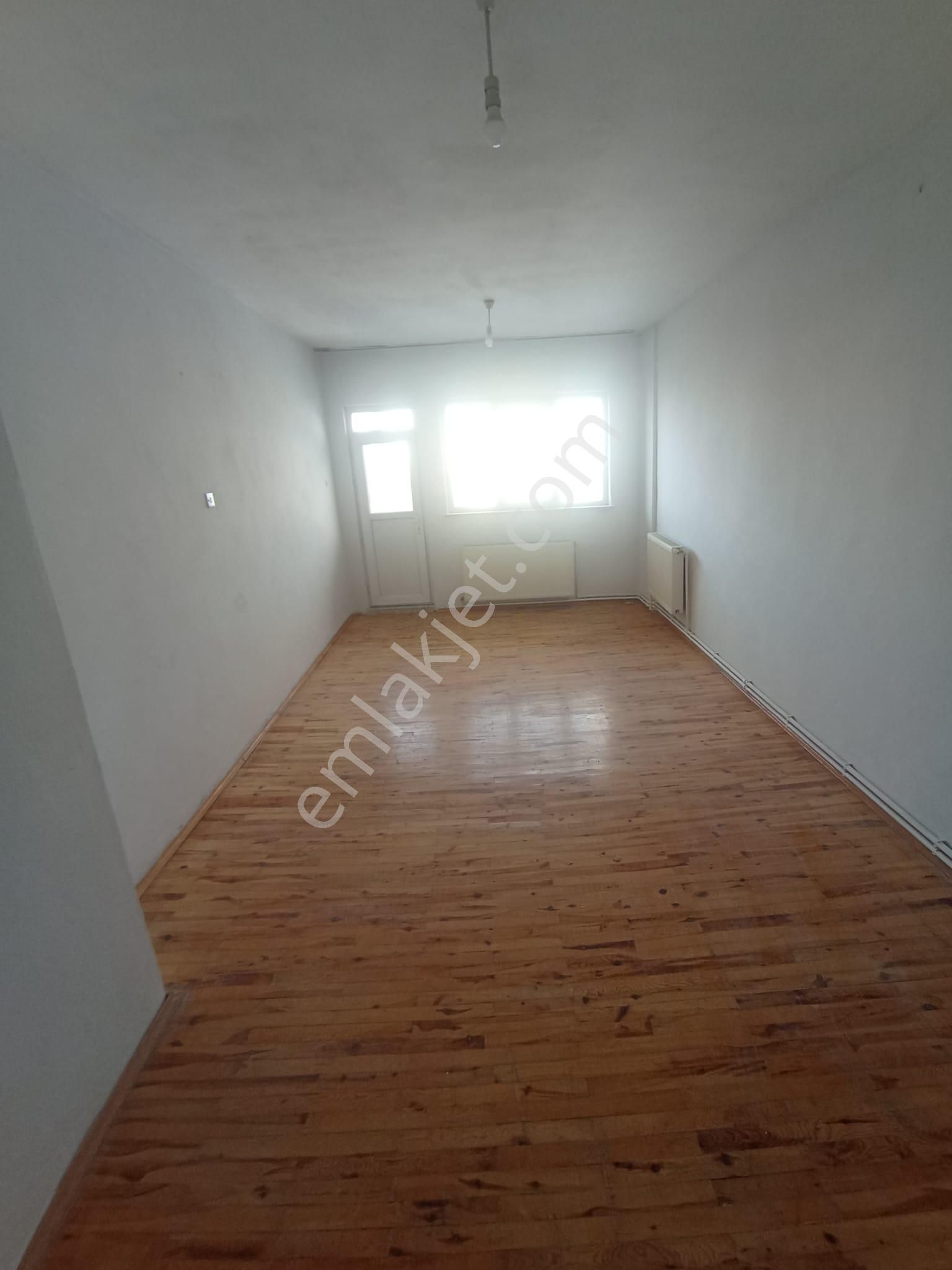 Sivas Yıldız Gayrimenkul'den Emek Mah. 3+1 Masrafsız Kiralık Daire! - Görsel 6