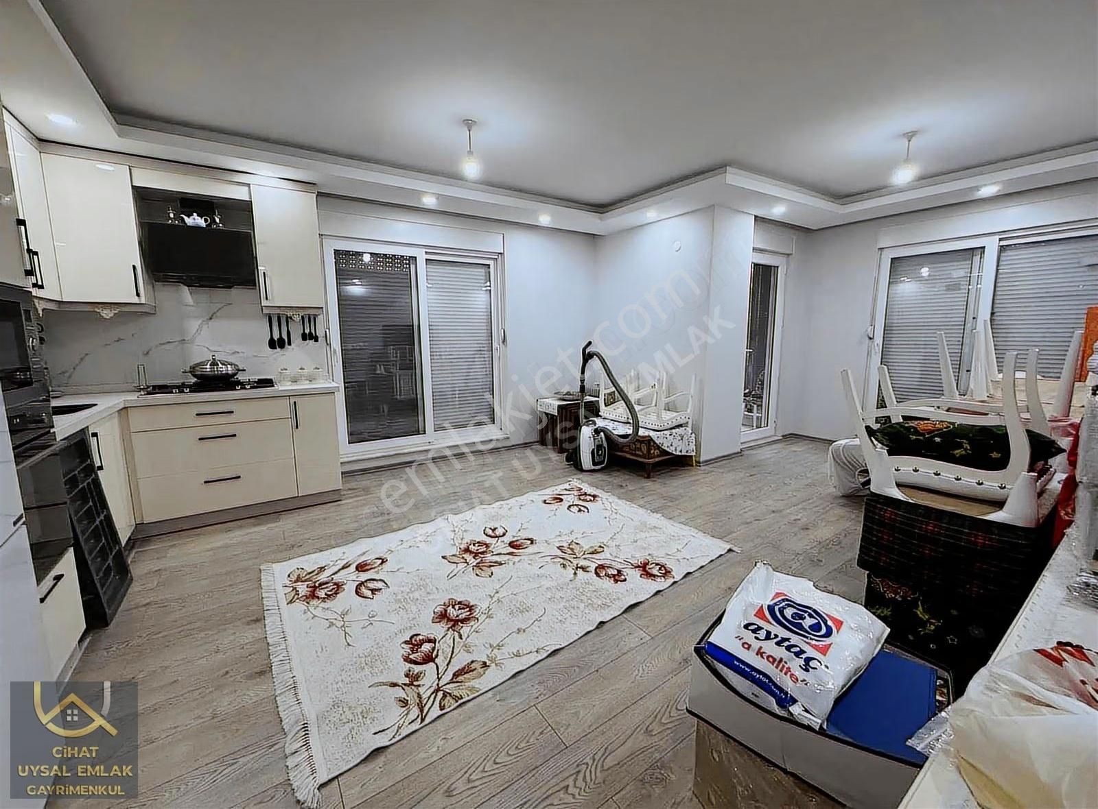 Dokumada Özgürlükte 180 M2 4+1 Dubleks Satılık Daire