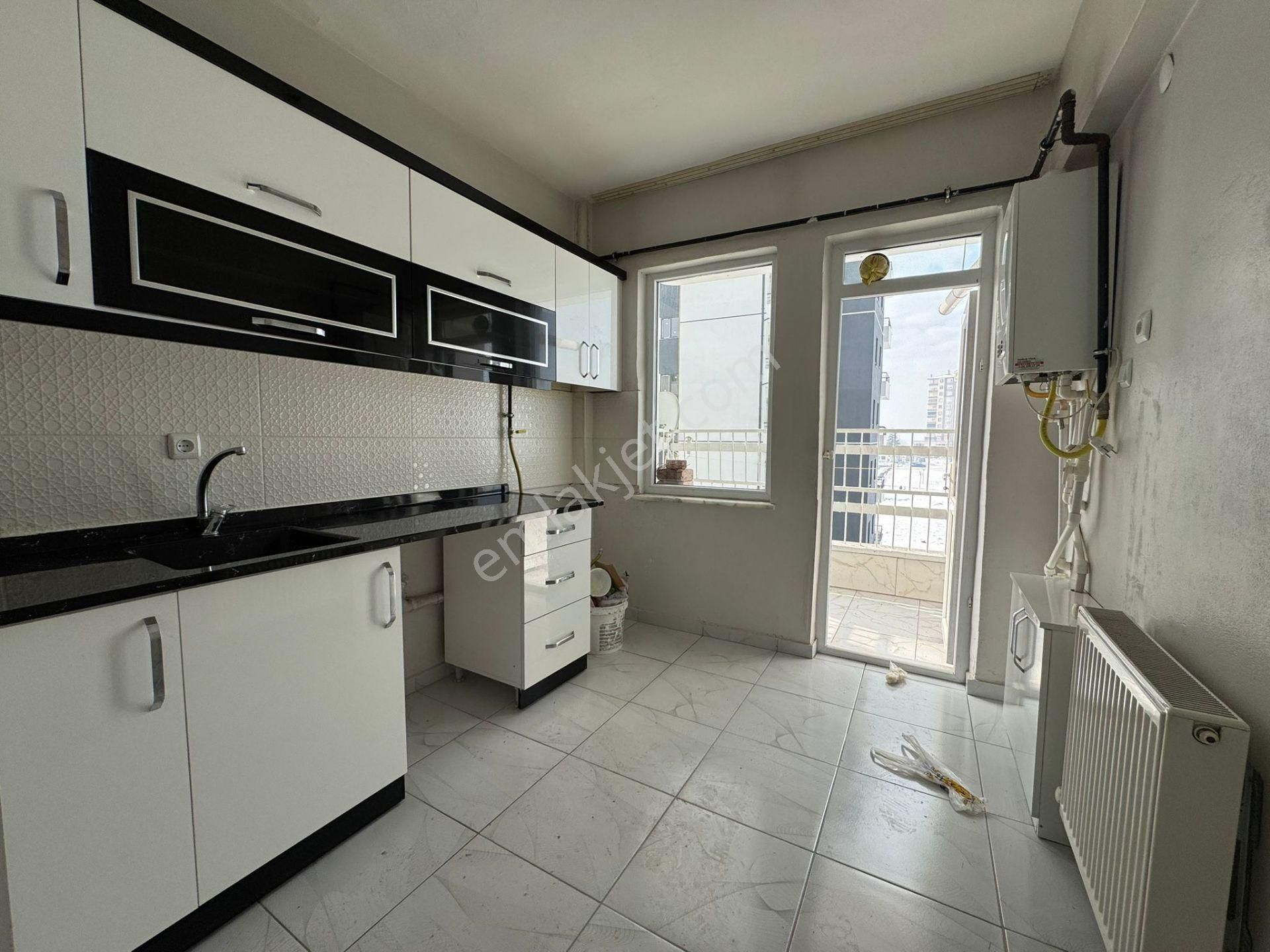 Arslan Mülk Ofisi // Tavlusunda 3+1 Yapılı Ara Kat Fırsat Dairesi - Görsel 6