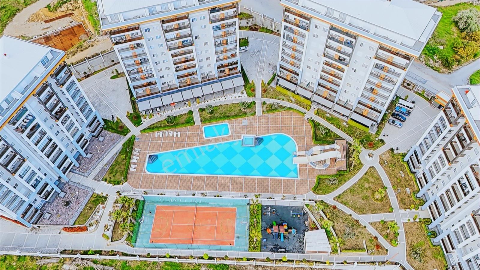 Alanya Avsallar Full Aktiviteli Komplekste 1+1 Daire Eşyalı - Görsel 12