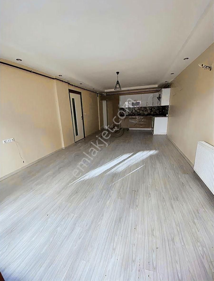 Akay Gayrimenkulden Kiralık 3+1