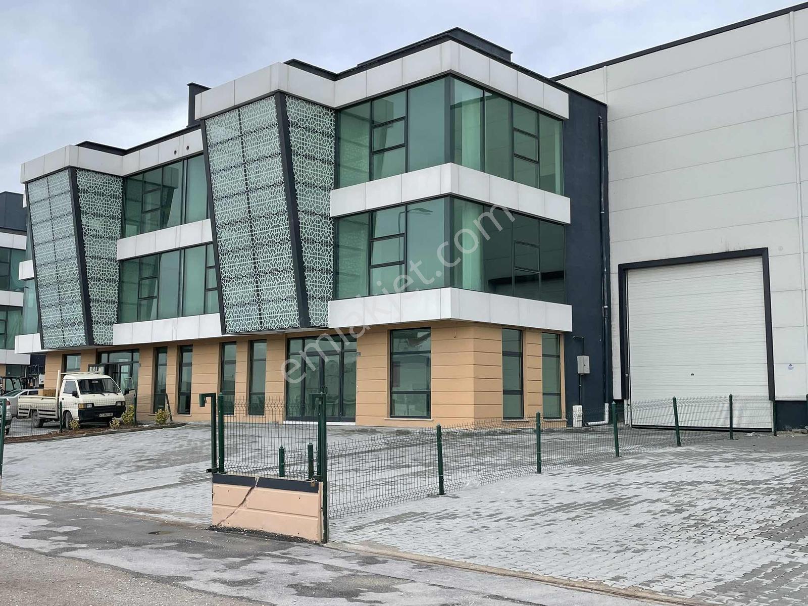 Zensan1 Sanayi Sitesi'nde Kiralık Bakımlı-masrafsız Fabrika