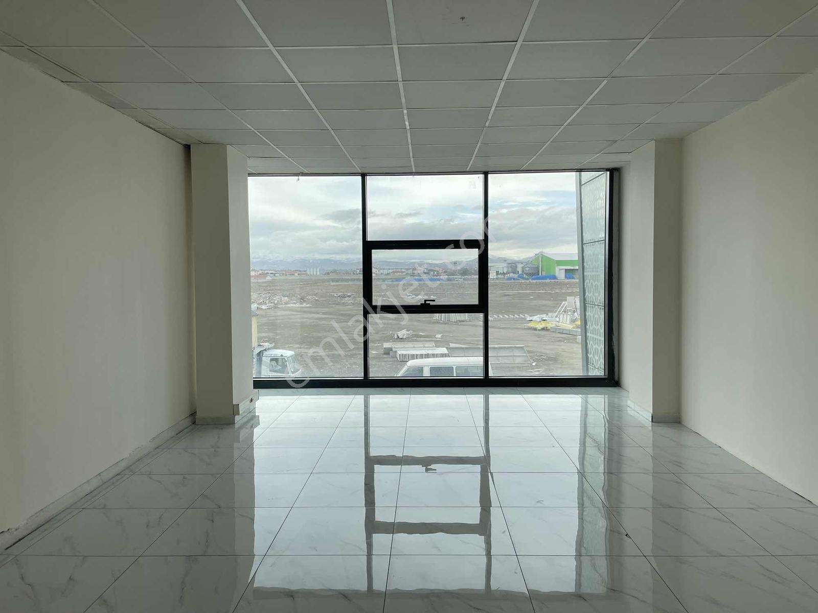 Zensan1 Sanayi Sitesi'nde Kiralık Bakımlı-masrafsız Fabrika - Görsel 31