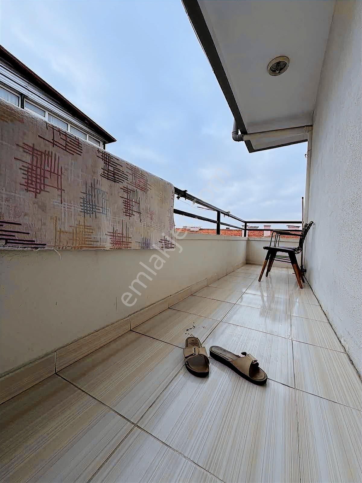 Lider Emlak'tan Merkezi Konum Yapılı Geniş Güney Cephe 3+1 120m2 - Görsel 6