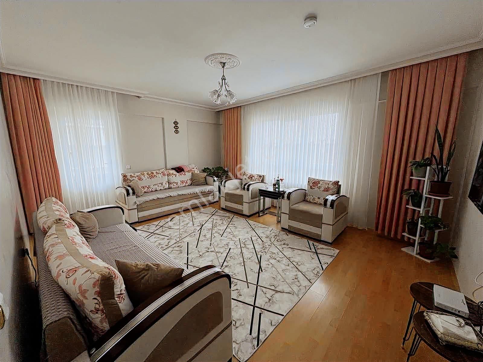 Lider Emlak'tan Merkezi Konum Yapılı Geniş Güney Cephe 3+1 120m2 - Görsel 8