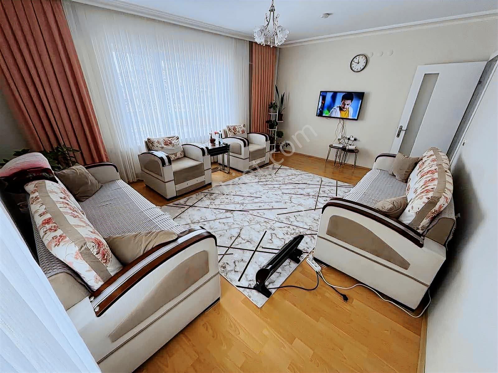 Lider Emlak'tan Merkezi Konum Yapılı Geniş Güney Cephe 3+1 120m2 - Görsel 10