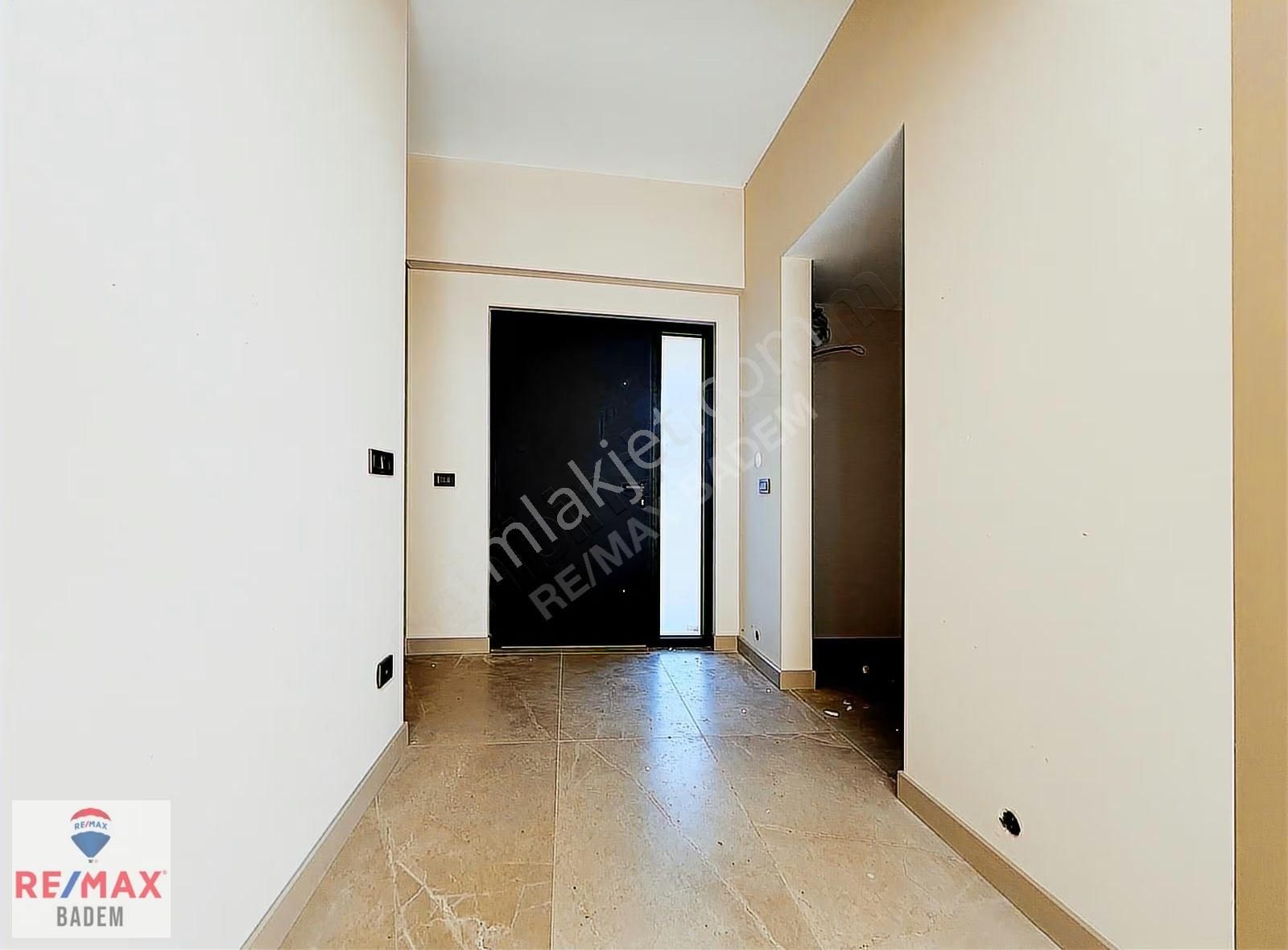 Muğla Akyakaya Yakın Konumda Tek Katlı Satılık 3+1 Lüks Villa - Görsel 12