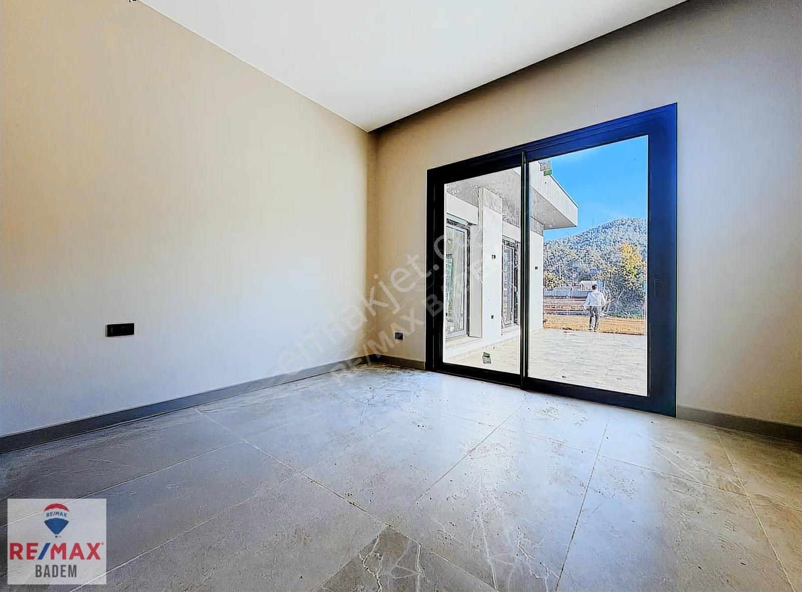 Muğla Akyakaya Yakın Konumda Tek Katlı Satılık 3+1 Lüks Villa - Görsel 21