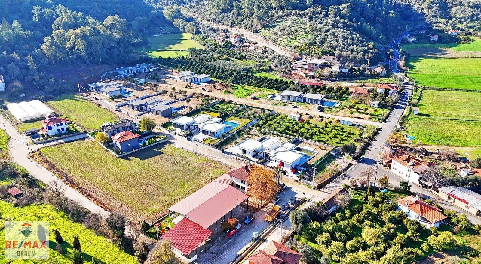 Muğla Akyakaya Yakın Konumda Tek Katlı Satılık 3+1 Lüks Villa - Görsel 11