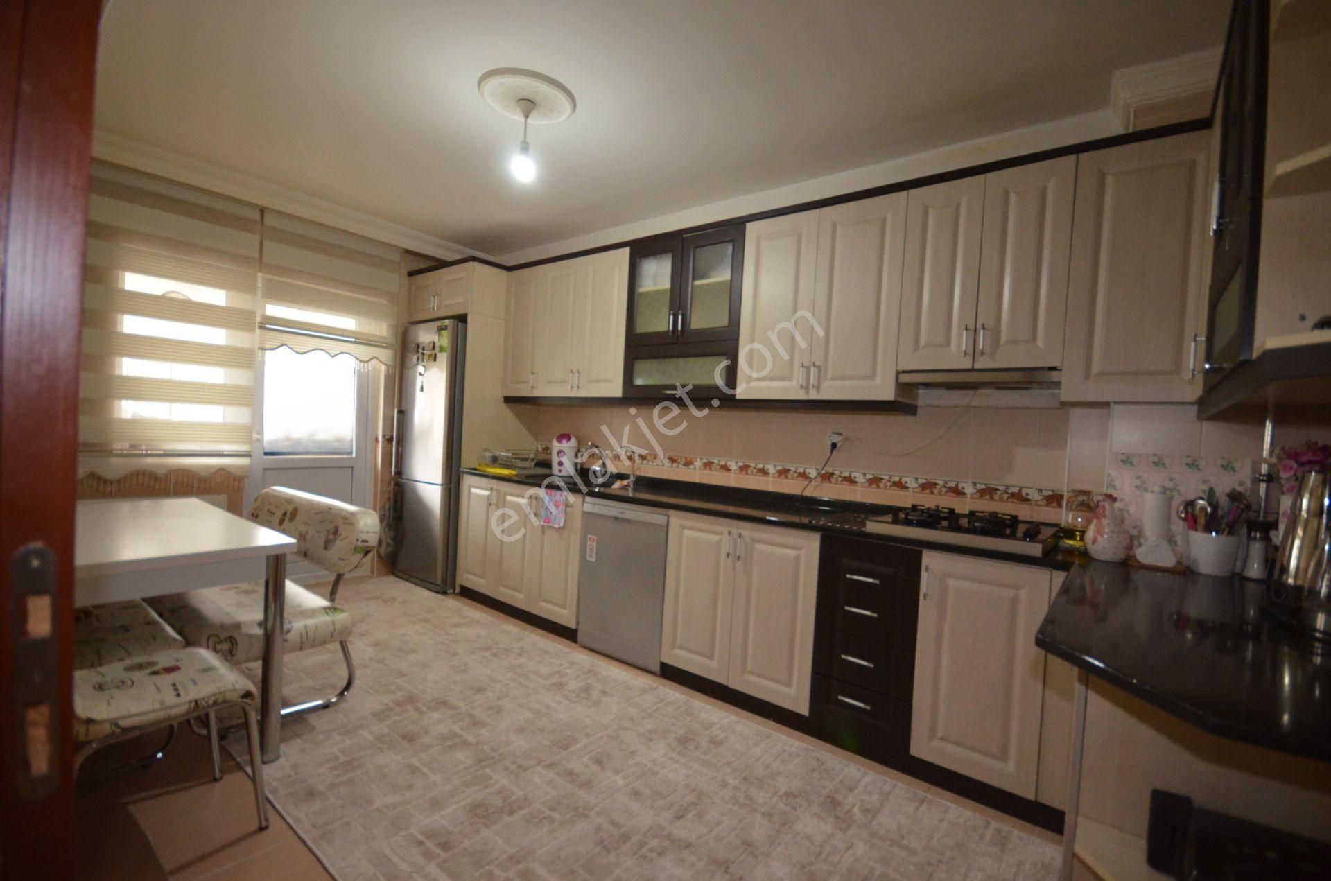 Kalecik Emlak'tan M.sinan Mh 3+1 Yüksek Giriş Masrafsız Yapılı Daire - Görsel 3