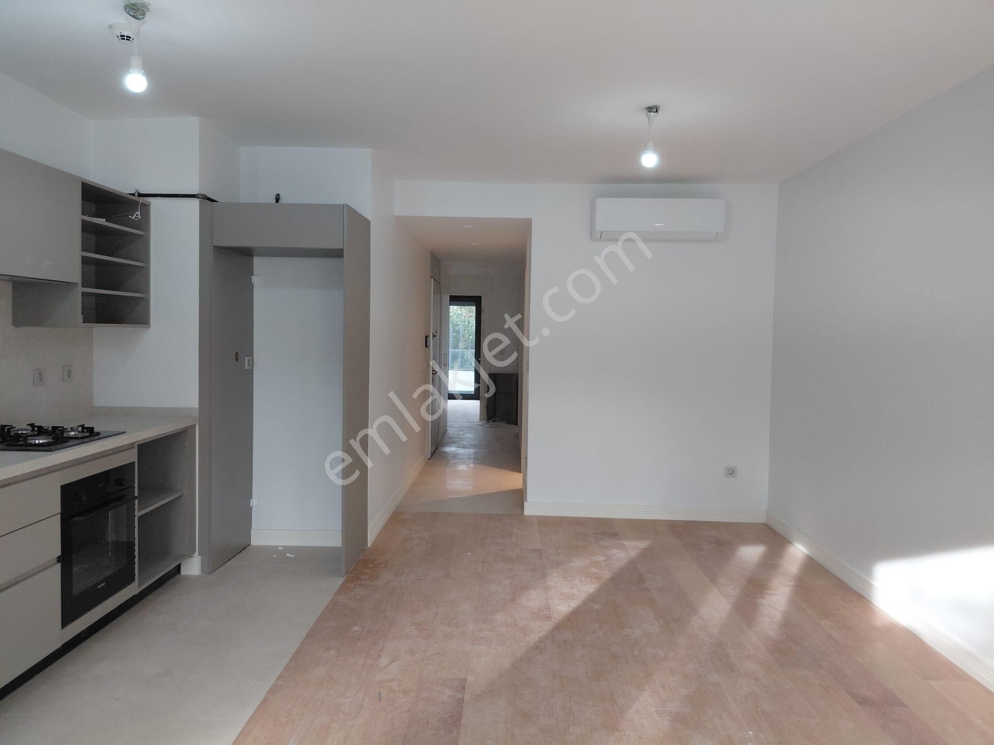 Etiler Yeni Bina 2+1 Otoparklı Satılık Daire