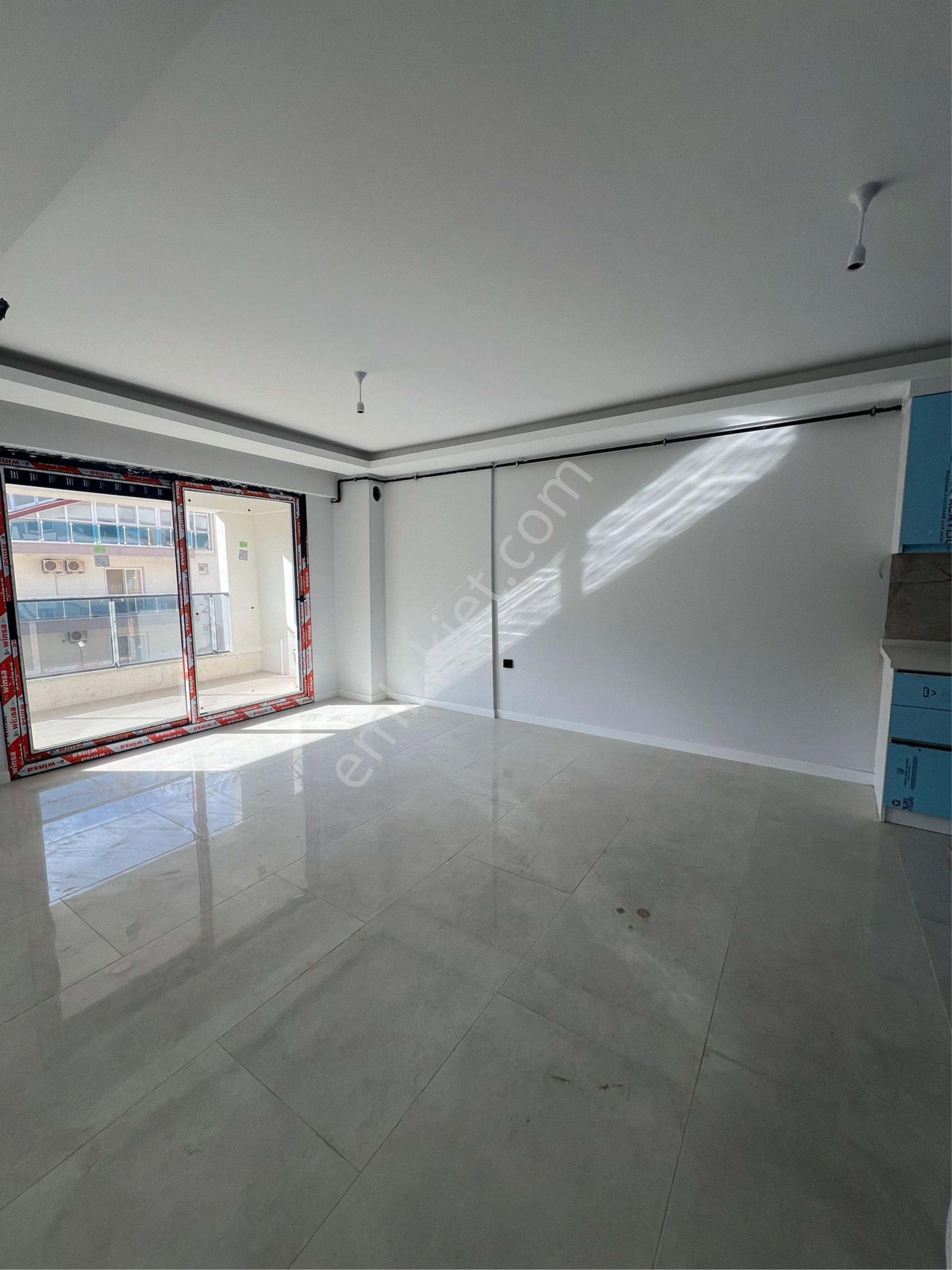 Deniz Manzaralı, Havuzlu Sitede Mayıs Teslim 2+1 Daire