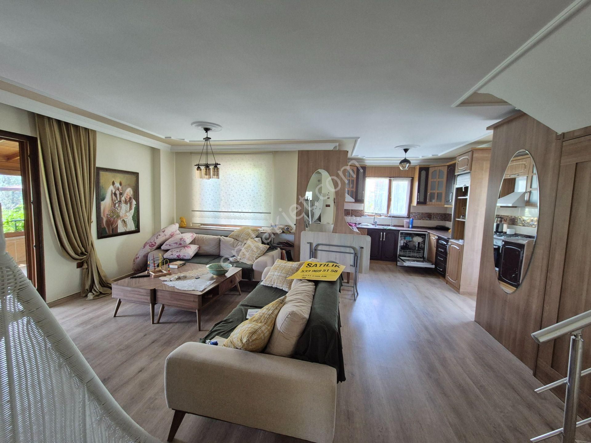 Artı'dan Altınoluk Narlı'da Satılık 3+1 Deniz Manzaralı Villa - Görsel 12