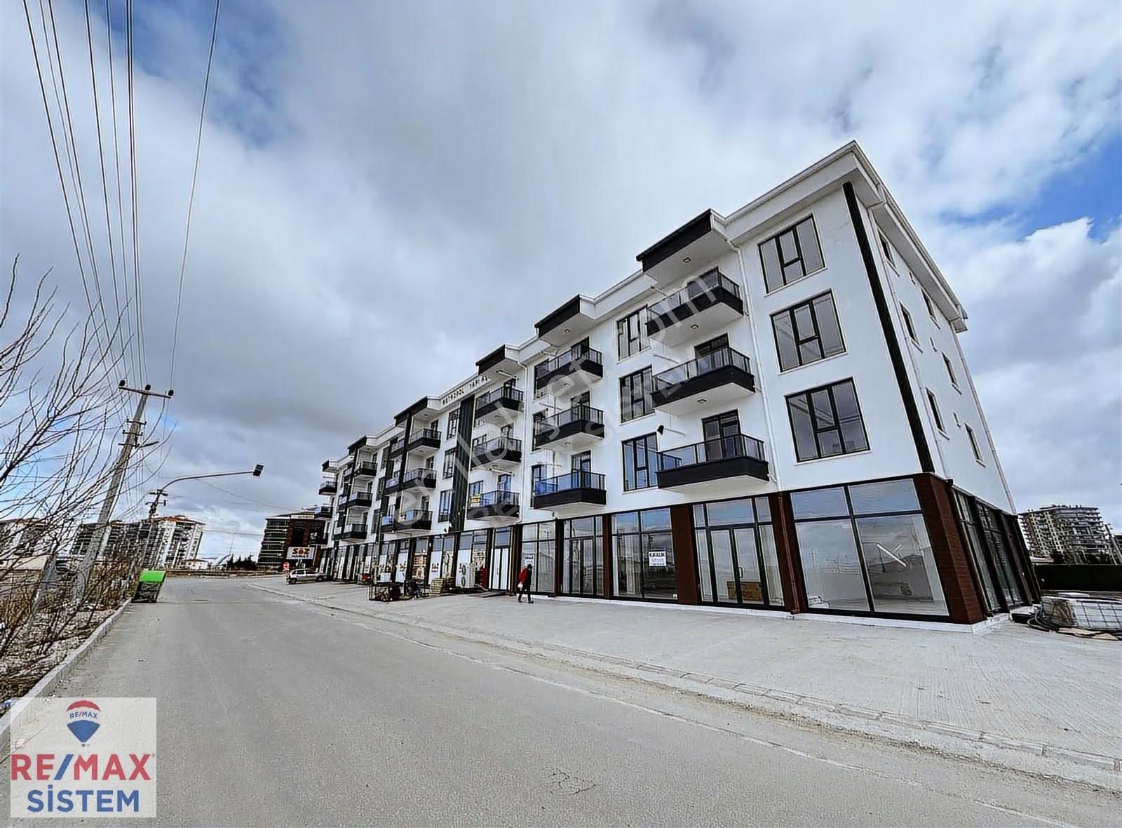 Ayrı Mutfak-ebeveyn Banyolu Geniş 2+1 Daire - Görsel 7