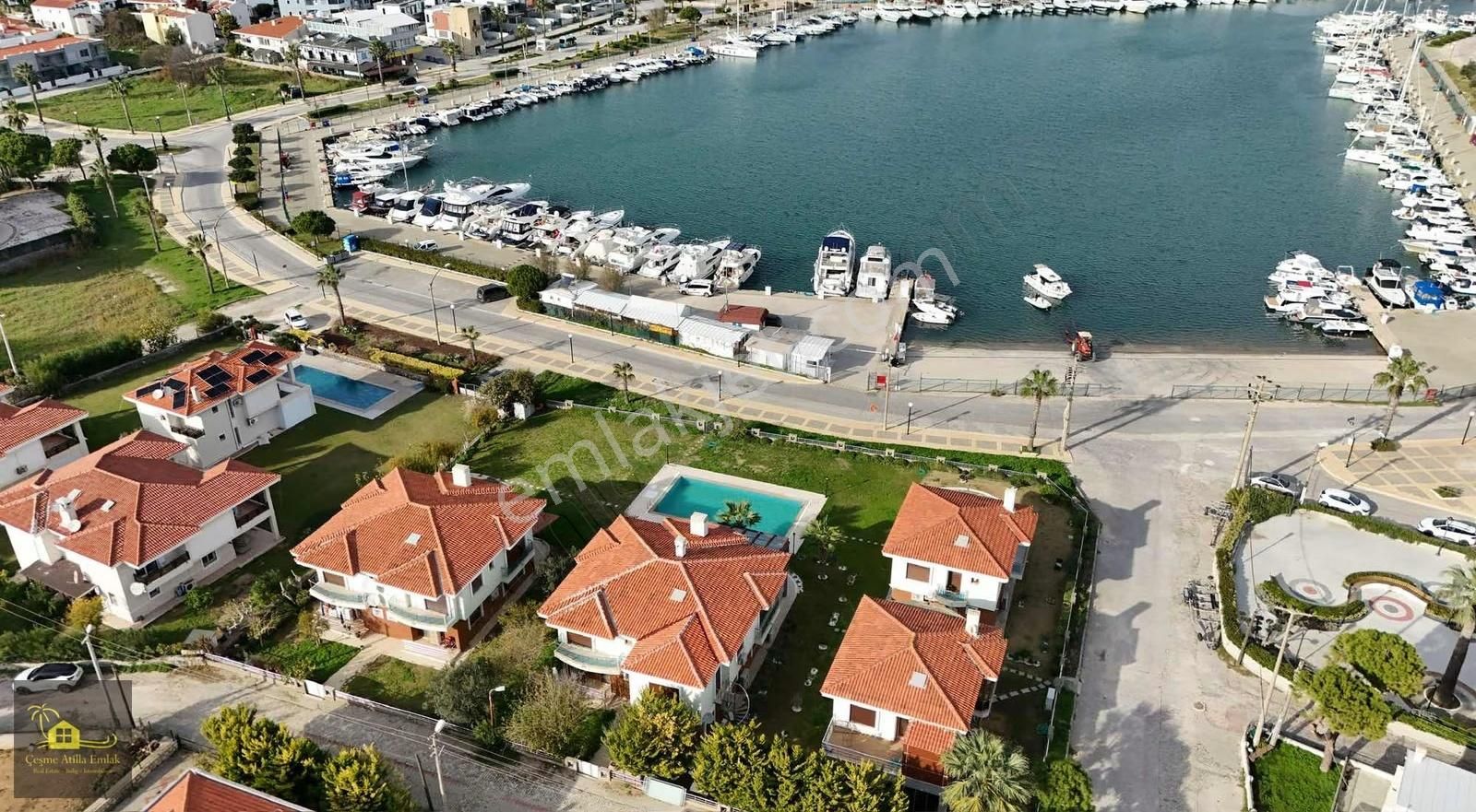 Çeşme Dalyan Marina'ya Sıfır 3+1 Dublex Site İçerisin'de Villa - Görsel 2