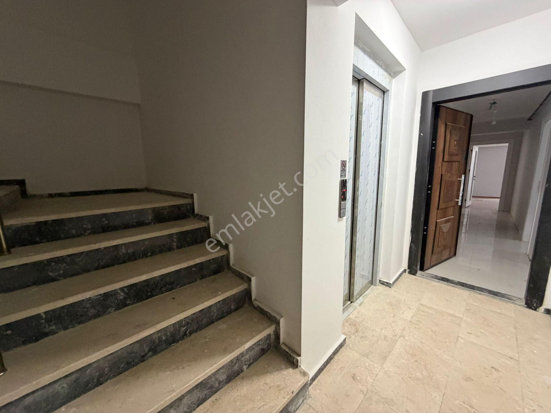 İstanbul House'dan Bahçelievler'de Sıfır Binada 3+1 Ara Kat - Görsel 28