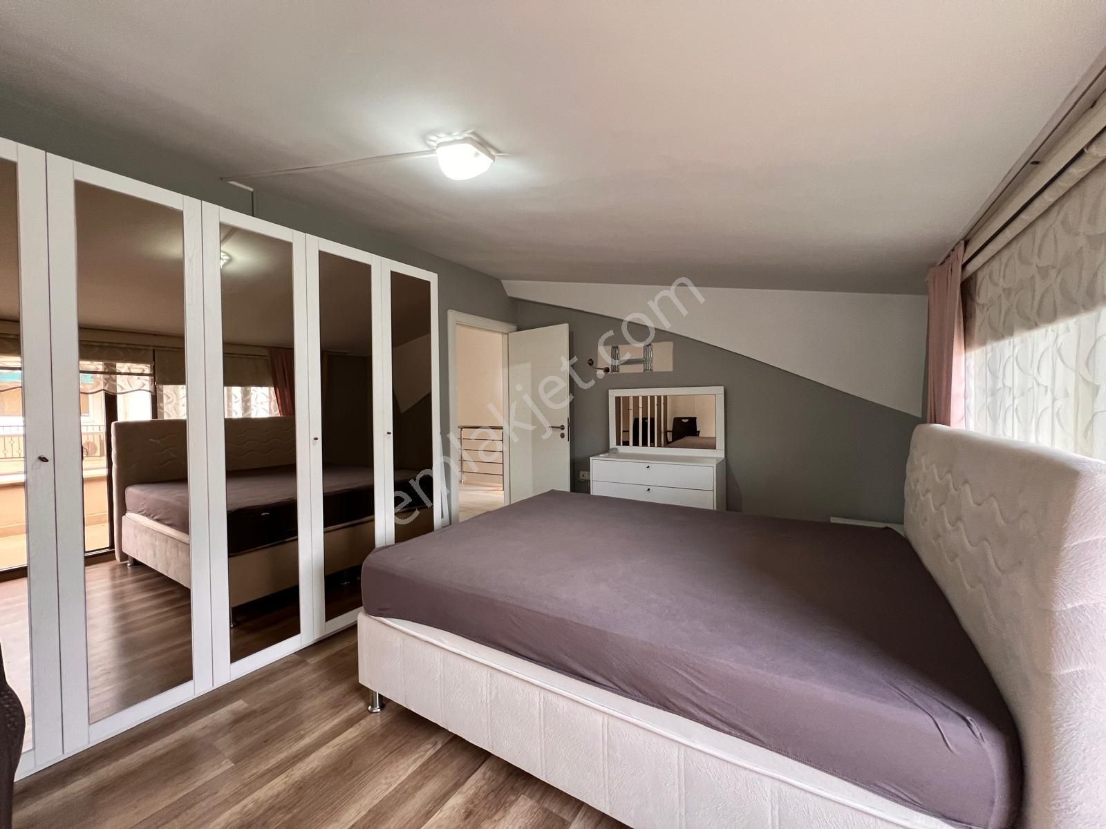 Marmaris Merkezde Eşyalı 3+1 Dubleks | Geniş, Aydınlık, Kaçırılmayacak Fırsat - Görsel 14