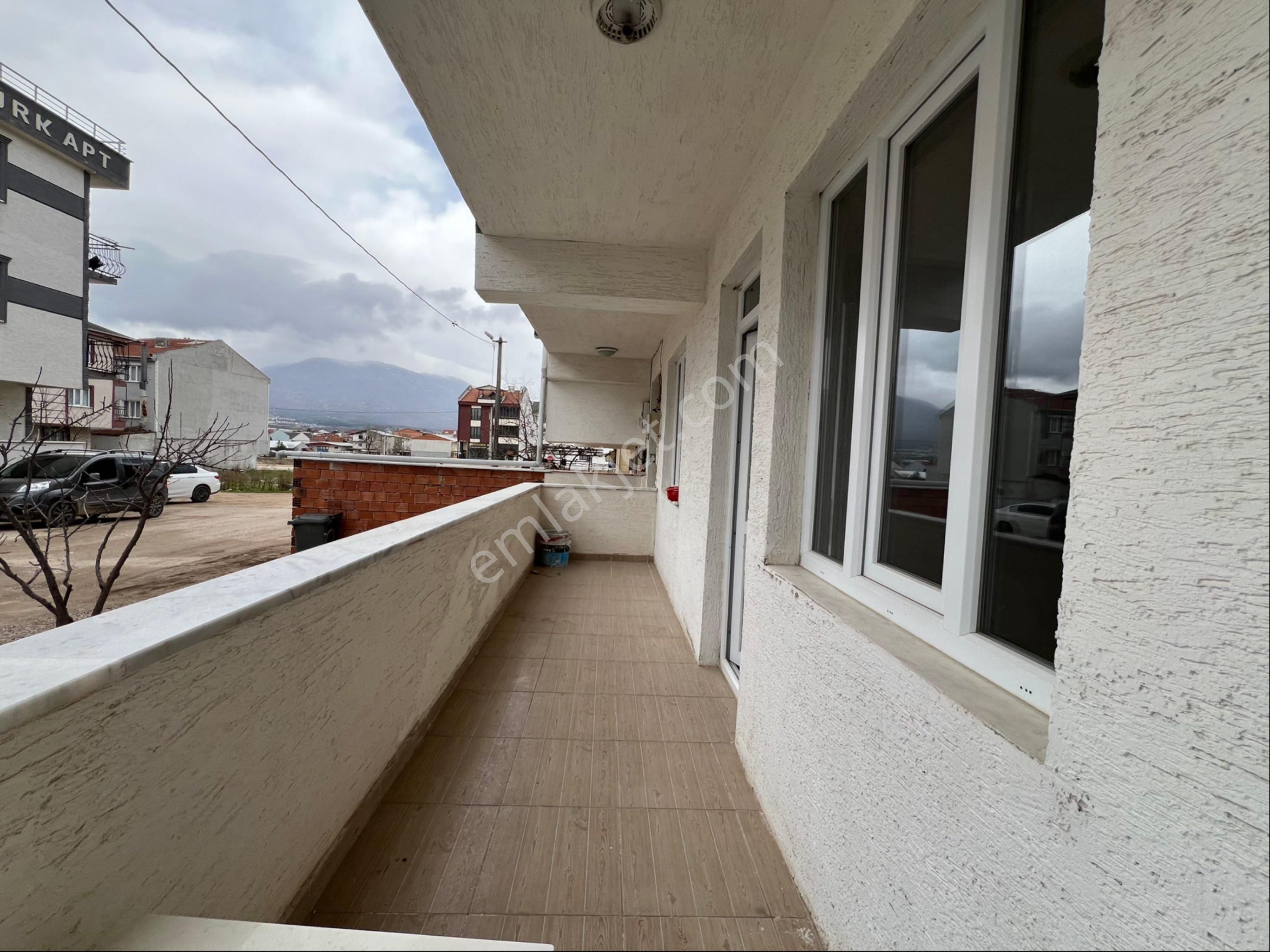 Roma' Dan Akhisar Mahallesin' De Satılık Daire - Görsel 7