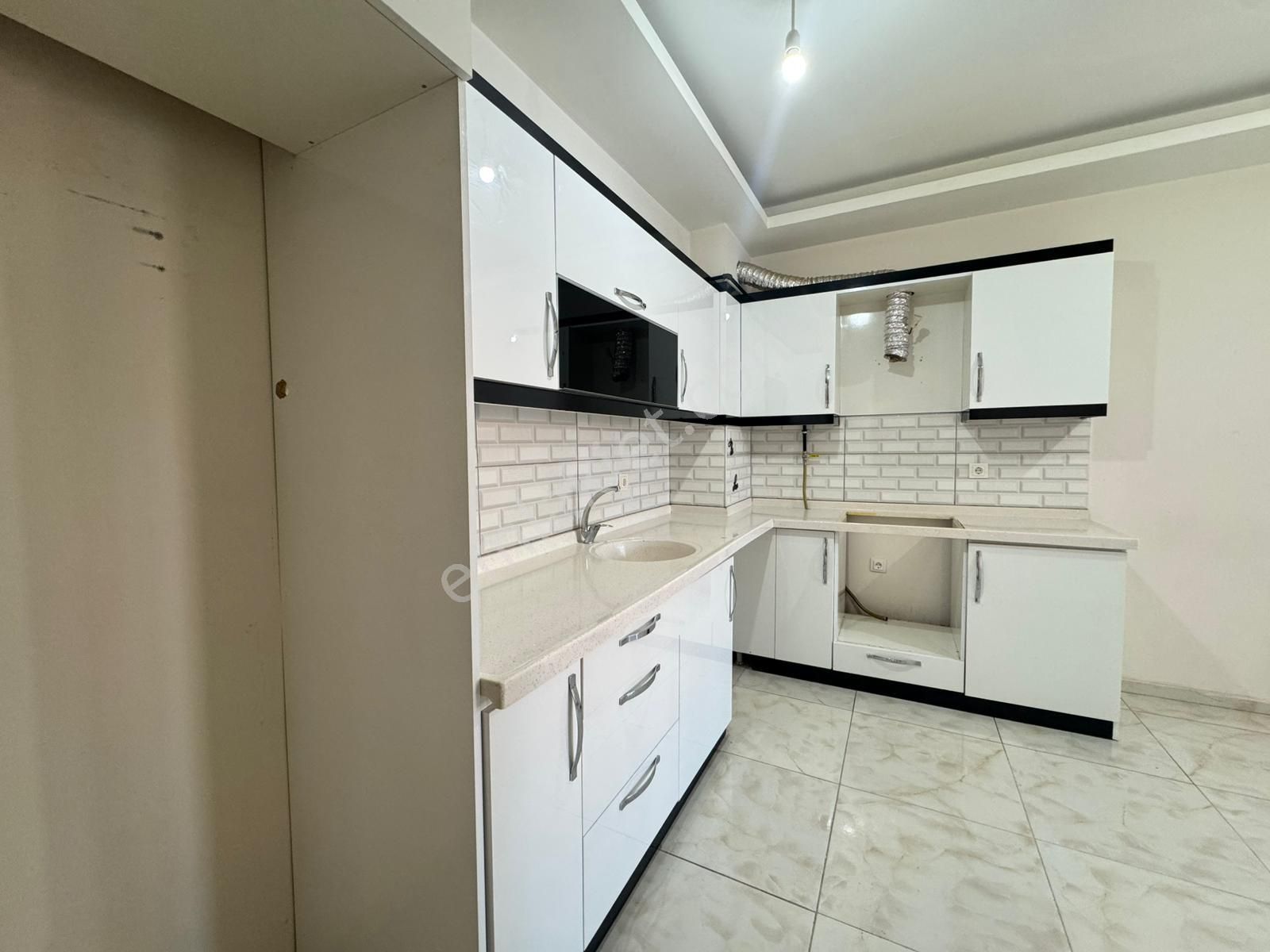 Arslan Mülk Ofisi // Acil Satılık 3+1 Daire Yapsat Serkent Mahallesi - Görsel 18