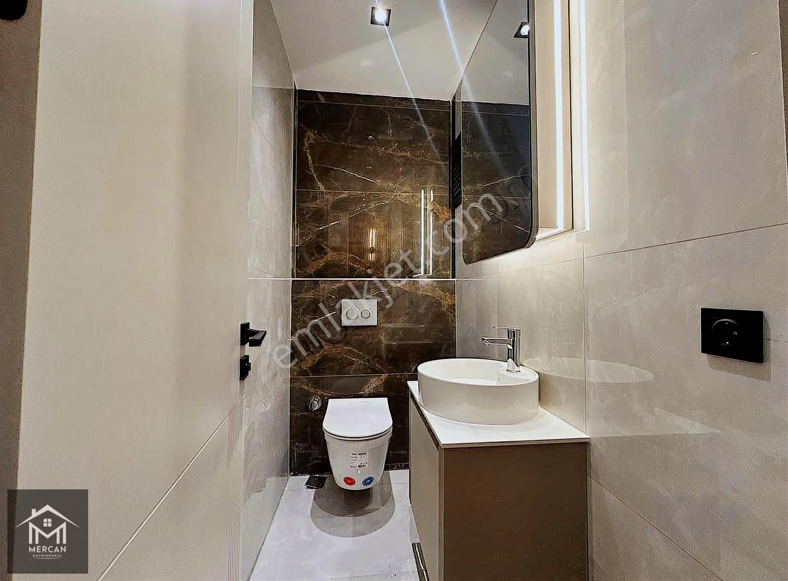 Mercan'dan Yenişafak Mevki Seçkin Mimariye Sahip Sıfır 2+1 Daire - Görsel 27