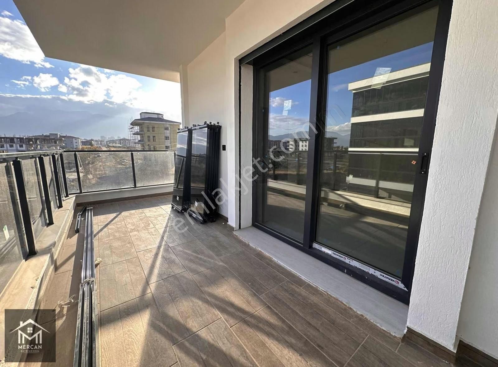 Mercan'dan Yenişafak Mevki Seçkin Mimariye Sahip Sıfır 2+1 Daire - Görsel 10