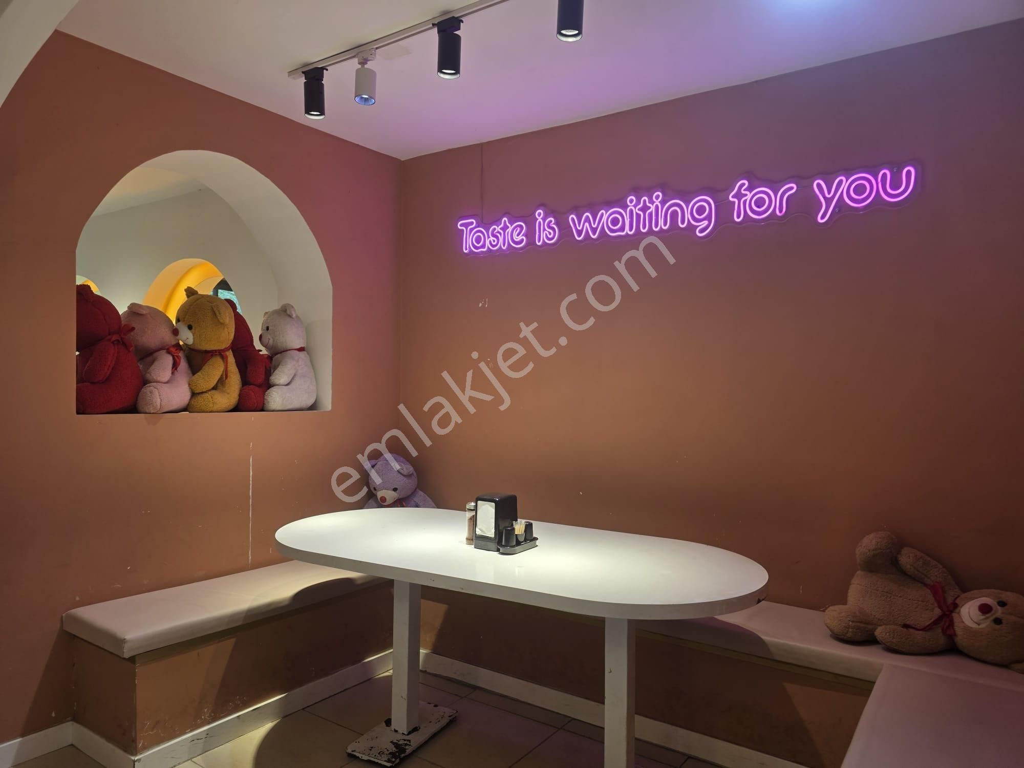 Üsküdar Merkezde Devren Kiralık Pilav Salonu Belediye Ve Avm Yanı İşlek Cadde - Görsel 33