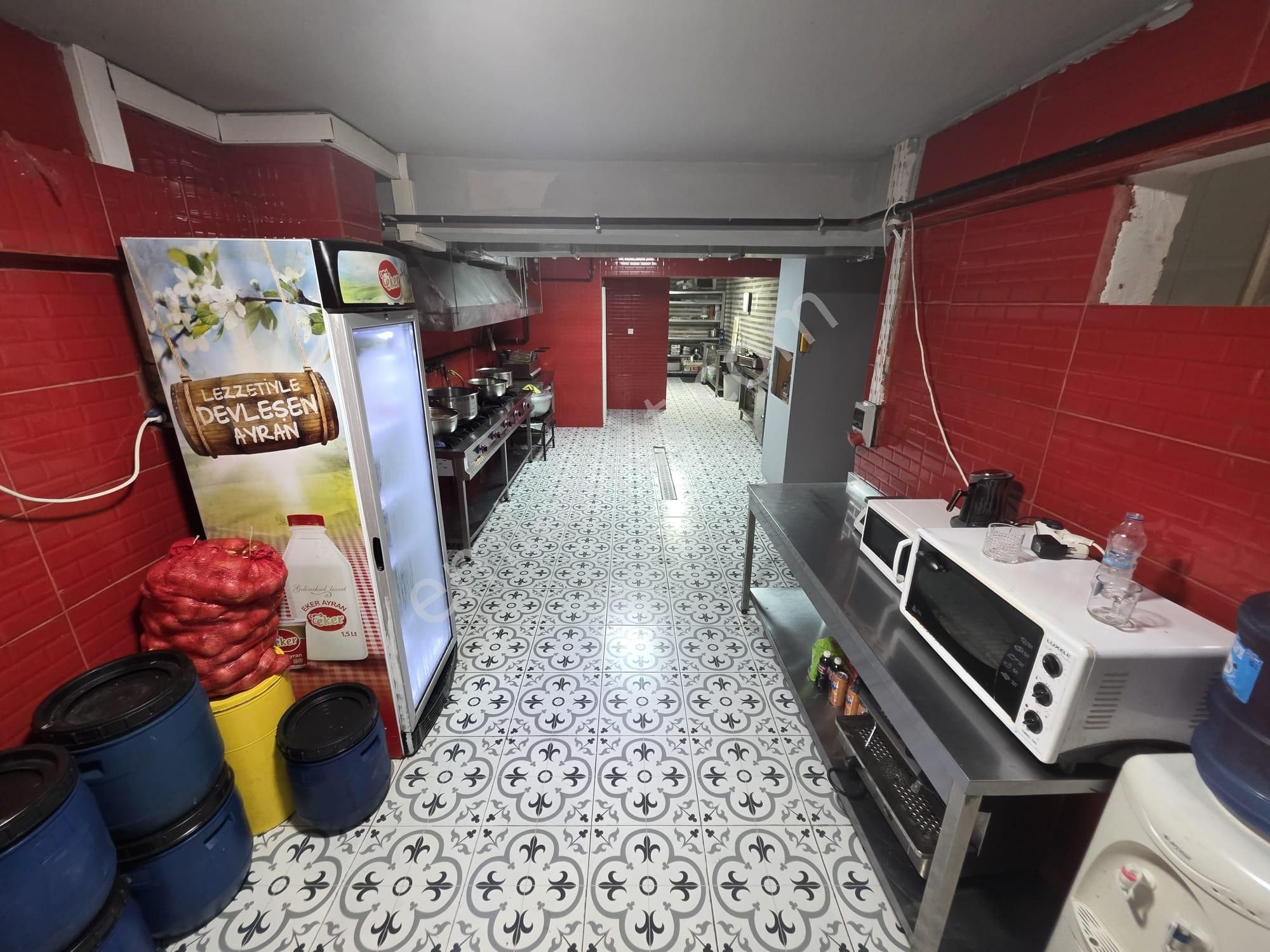 Üsküdar Merkezde Devren Kiralık Pilav Salonu Belediye Ve Avm Yanı İşlek Cadde - Görsel 22