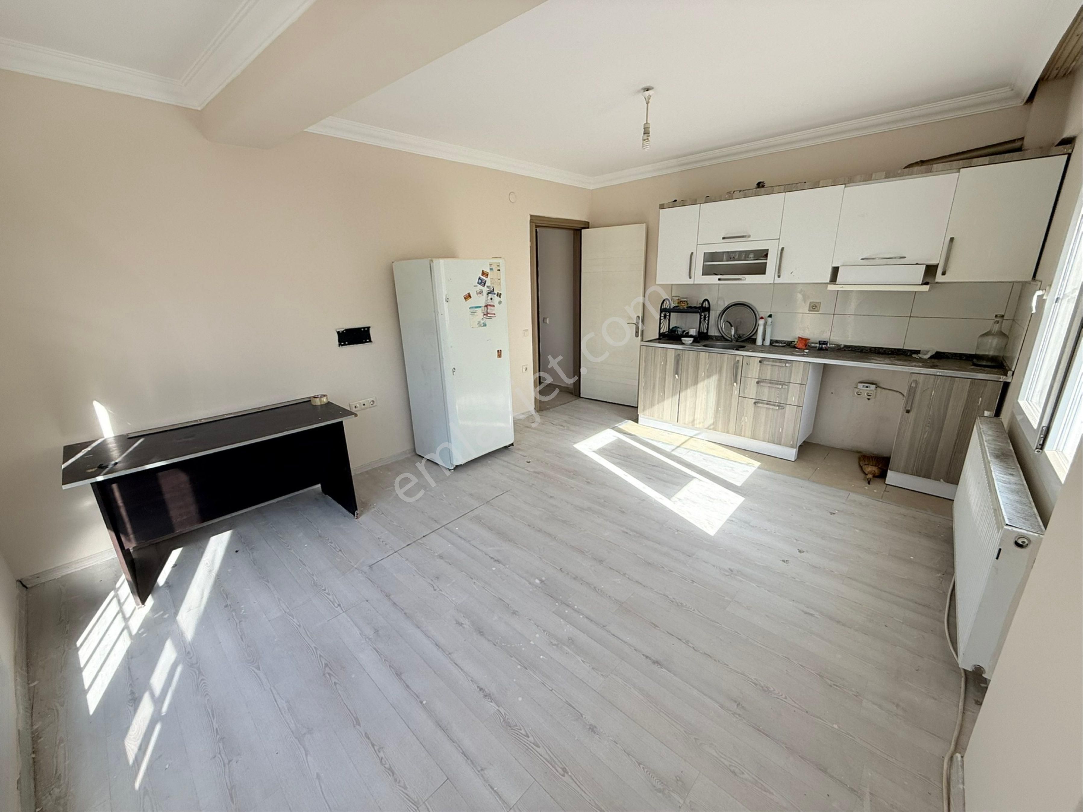 Lider' Den Sümer Mahallesi Cadde Üzeri Köşebaşı 1+1 Daire - Görsel 16